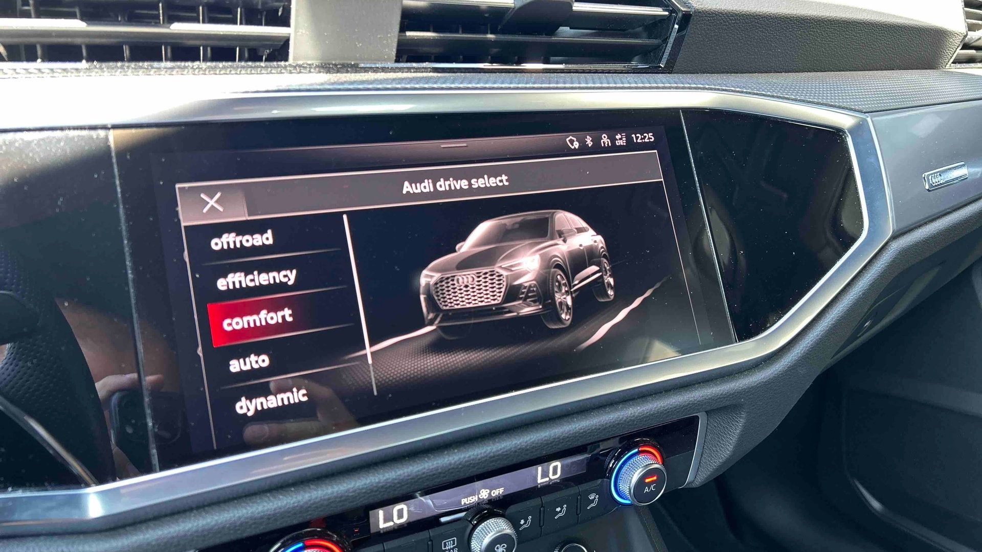 Audi Q3 Sportback 35 TFSI 150 ch S tronic 7 S line — photo 29