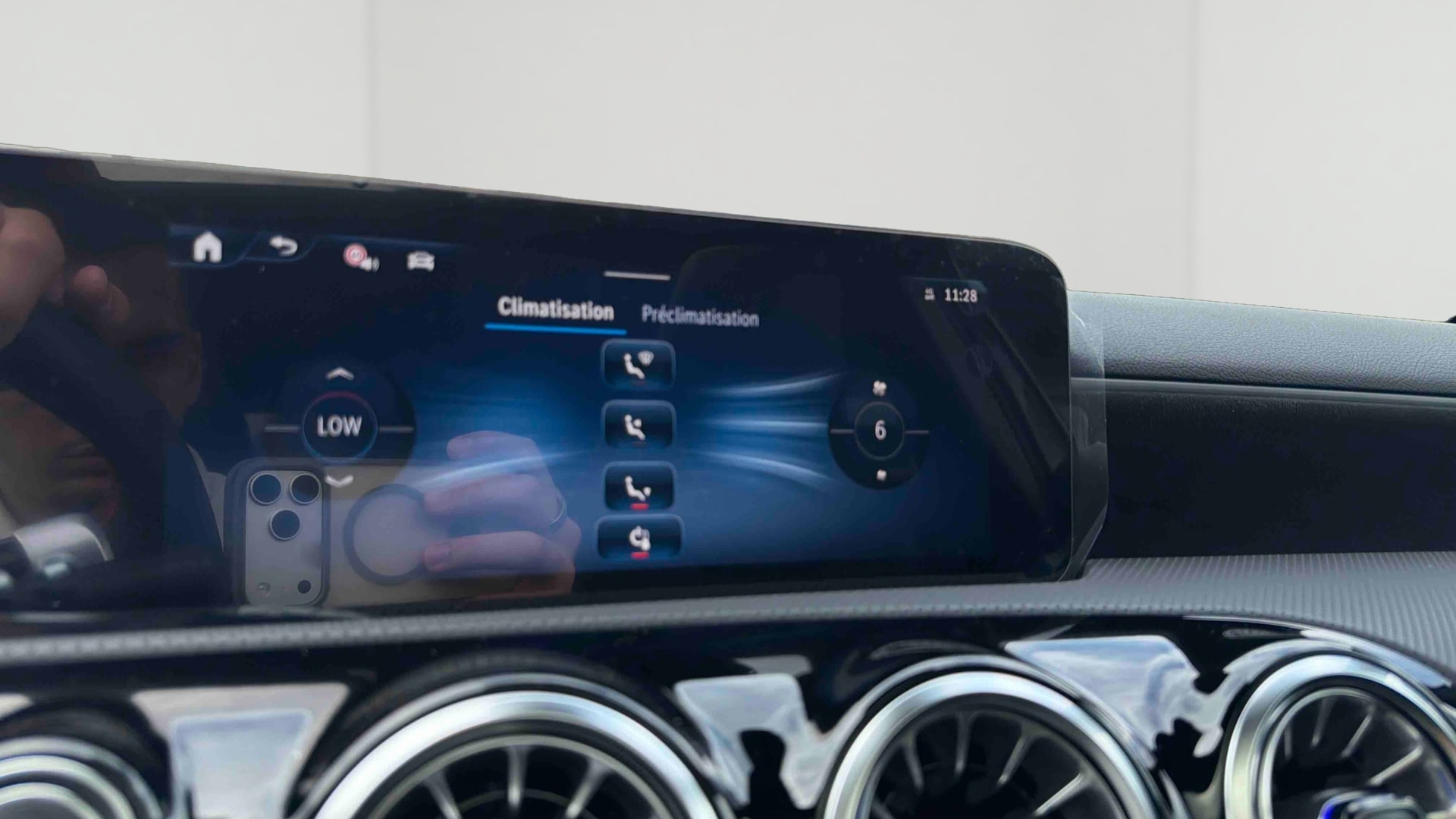 Mercedes-Benz Classe A 250 e Hybrid EQ AMG Line — photo 20