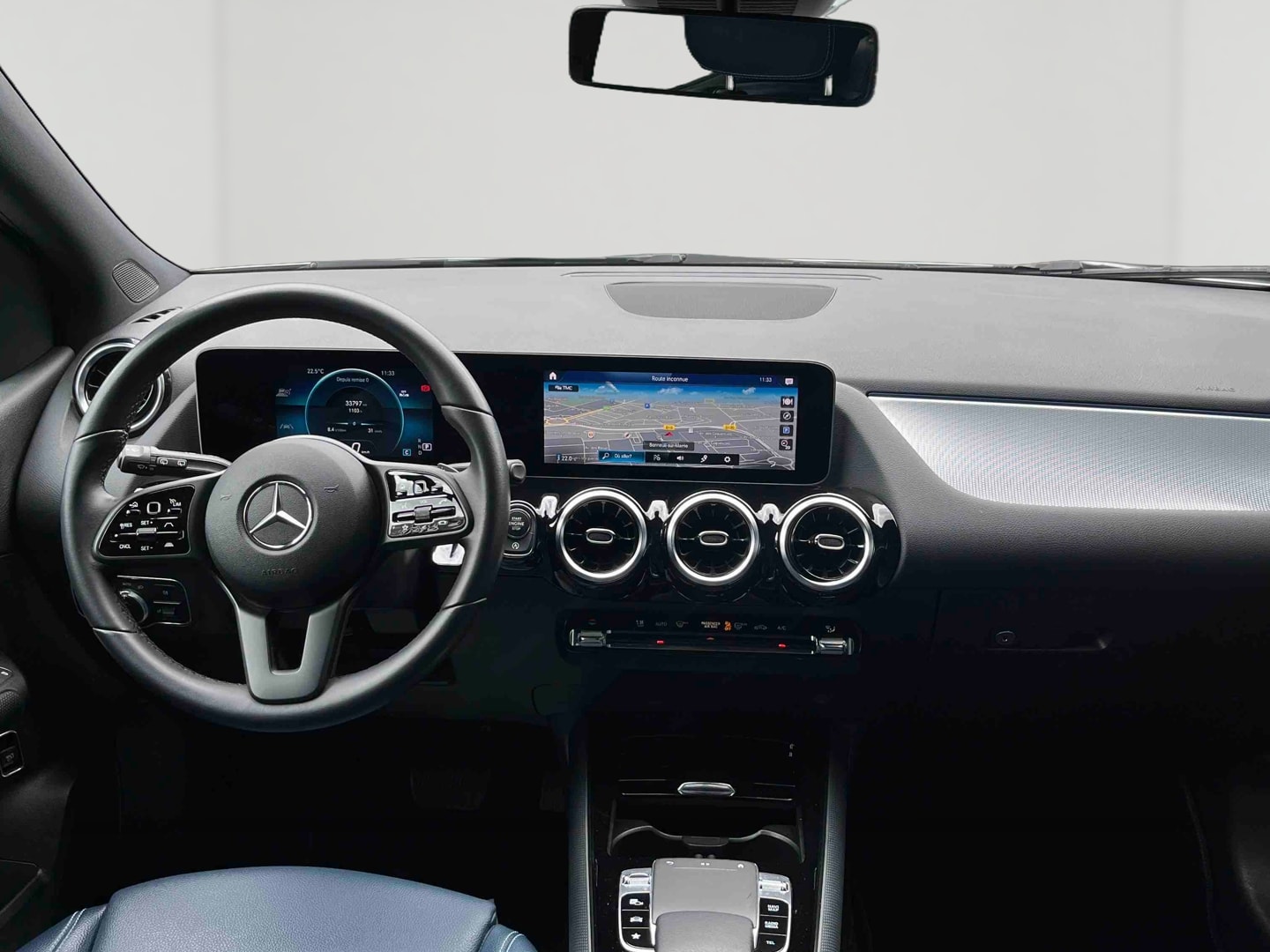 Mercedes-Benz Classe B 200 7G-DCT Business Line — Planche de bord