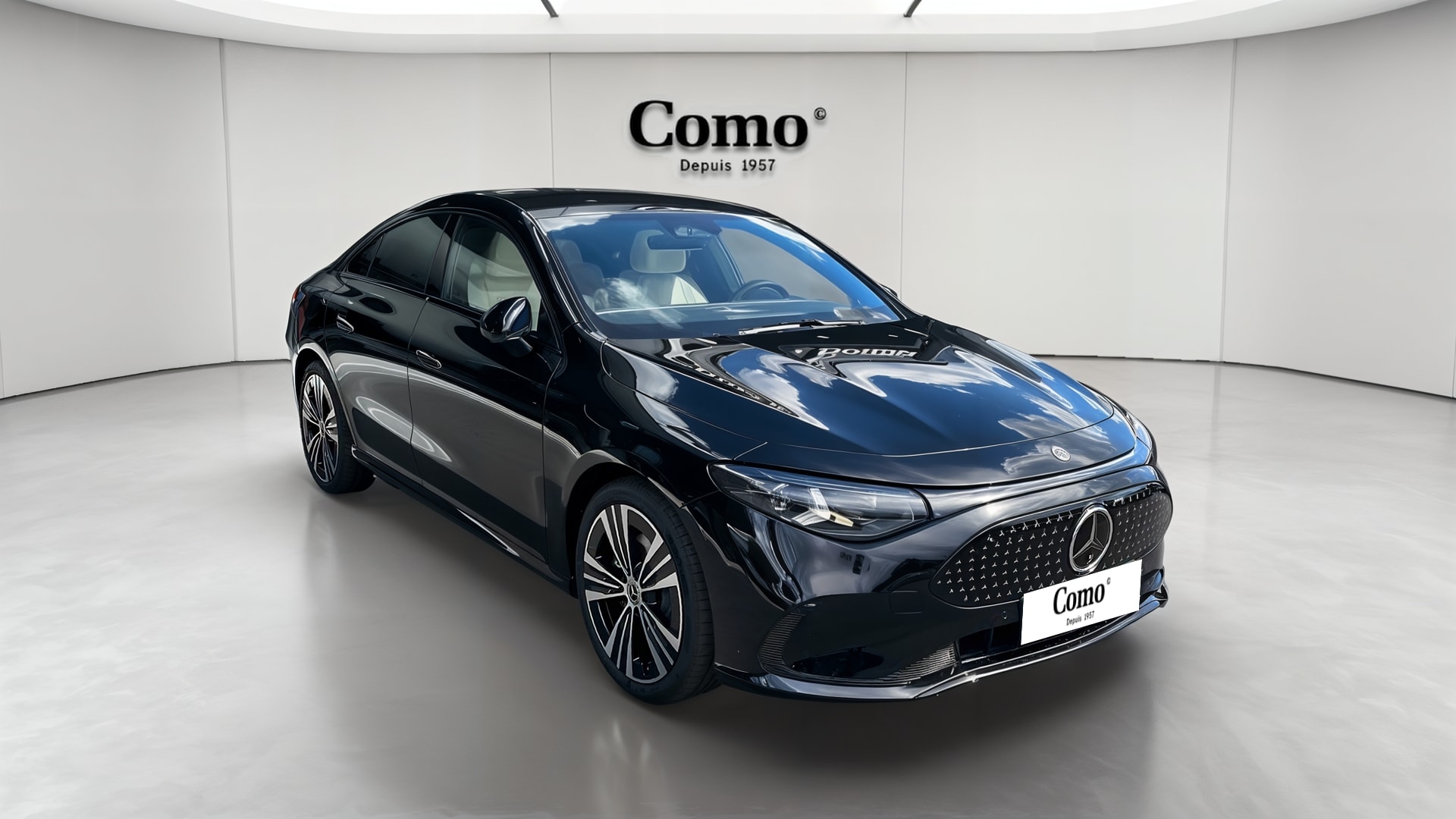 Mercedes-Benz CLA 250+ avec technologie EQ Business Edition — 3/4 avant droit