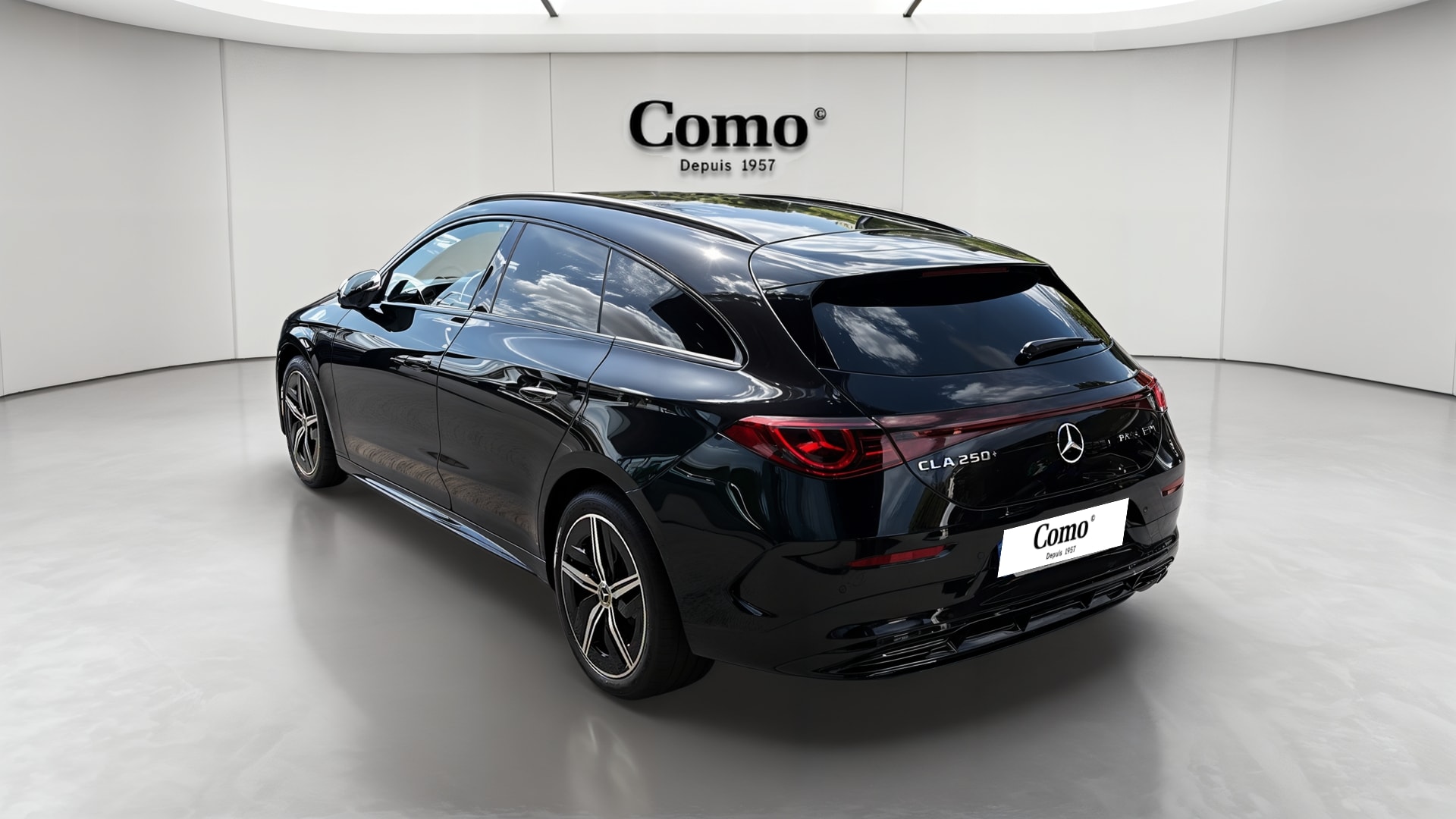 Mercedes-Benz CLA Shooting Brake 250+ avec technologie EQ AMG Line — 3/4 arrière gauche