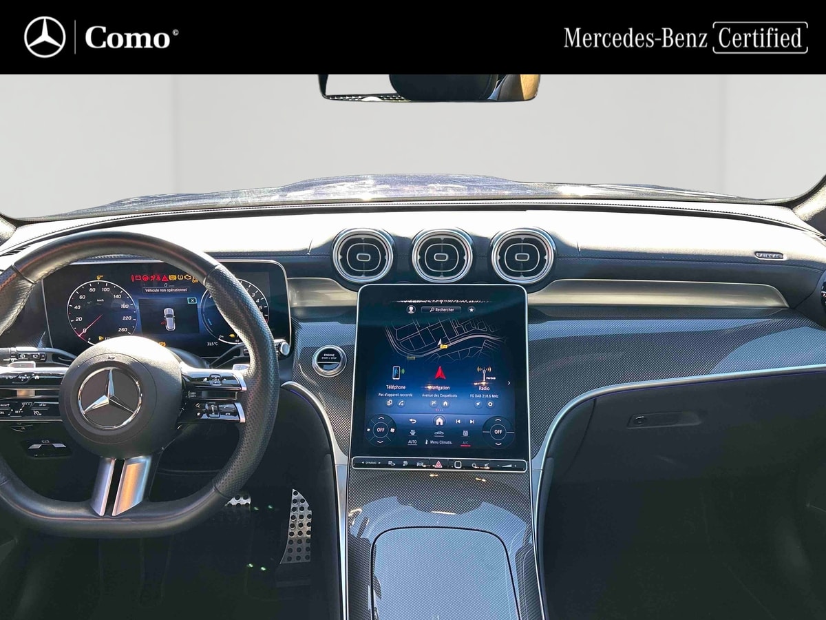 Mercedes-Benz GLC 300 e 9G-Tronic 4Matic AMG Line — Planche de bord