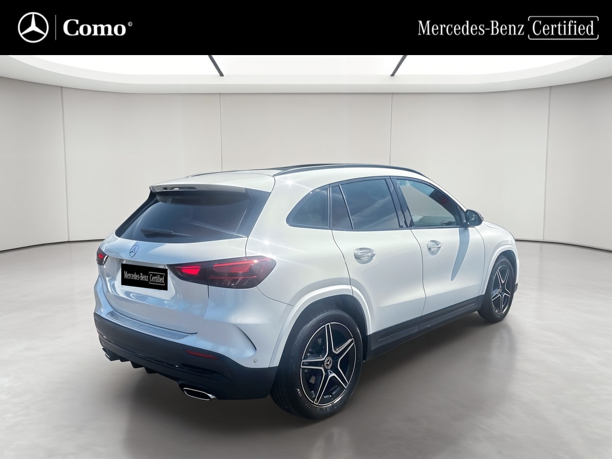 Mercedes-Benz GLA 200 d 8G-DCT AMG Line — 3/4 arrière droit