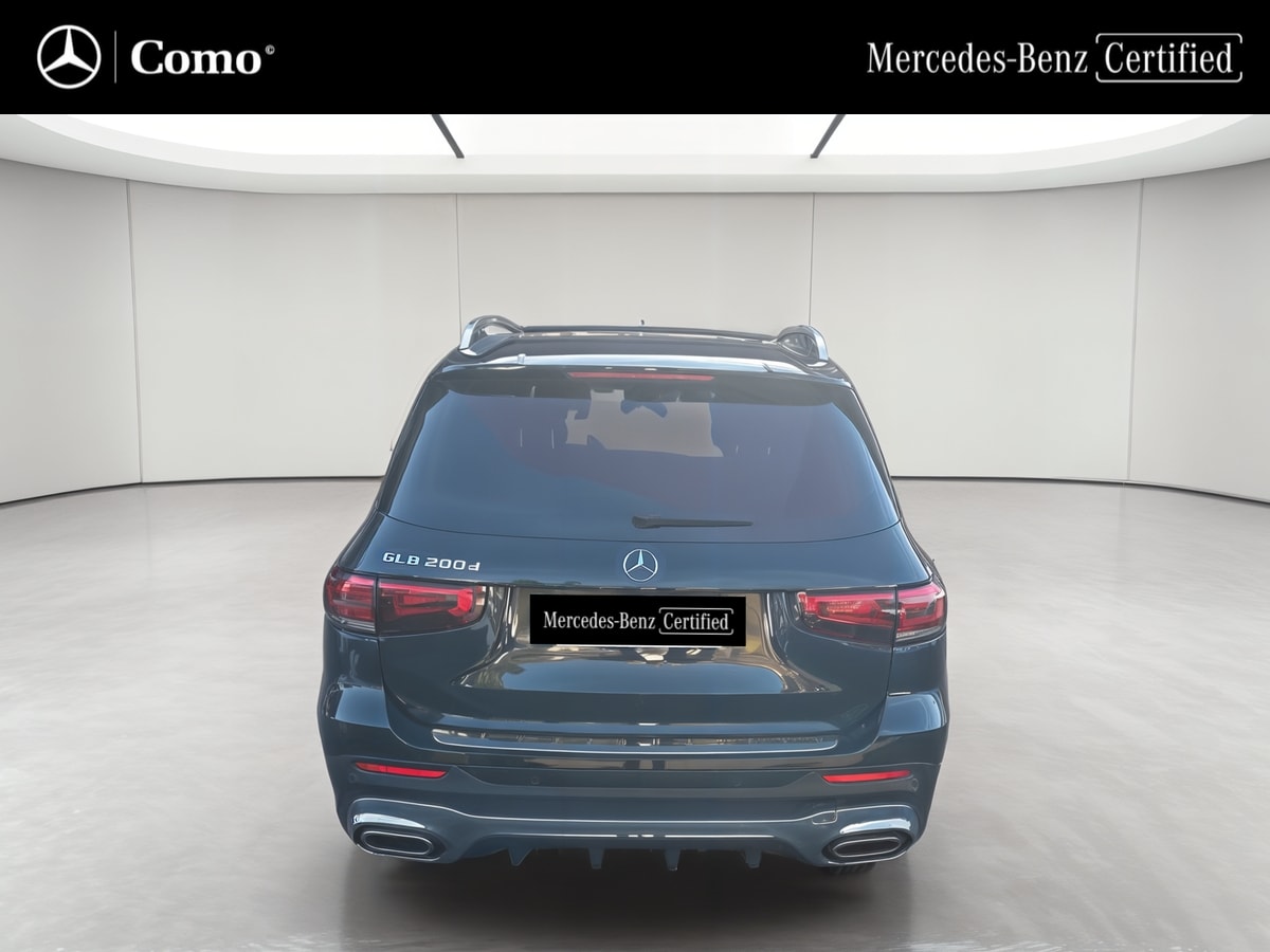 Mercedes-Benz GLB 200 d 8G-DCT AMG Line — Face arrière
