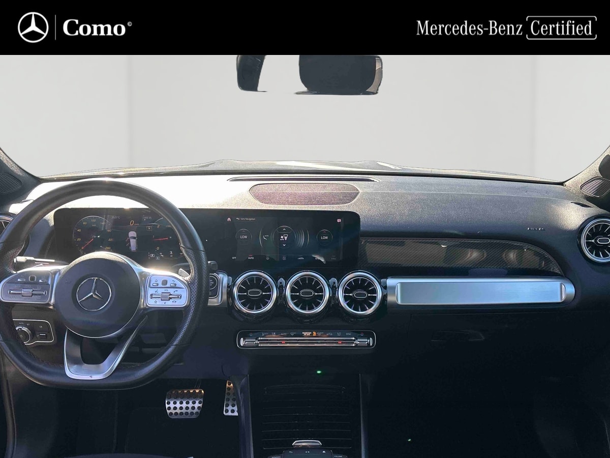 Mercedes-Benz GLB 200 d 8G-DCT AMG Line — Planche de bord