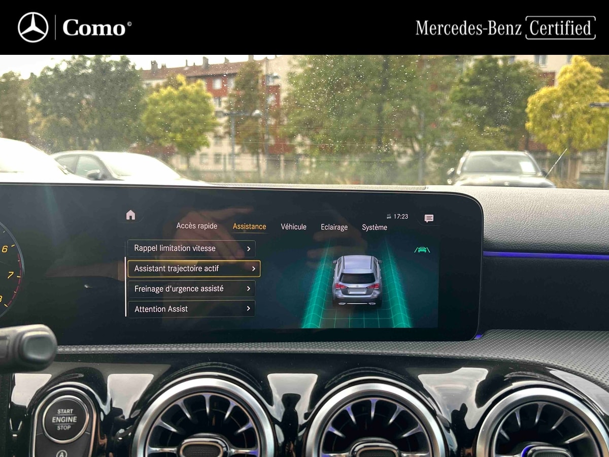 Mercedes-Benz Classe A 200 7G-DCT AMG Line — photo 25