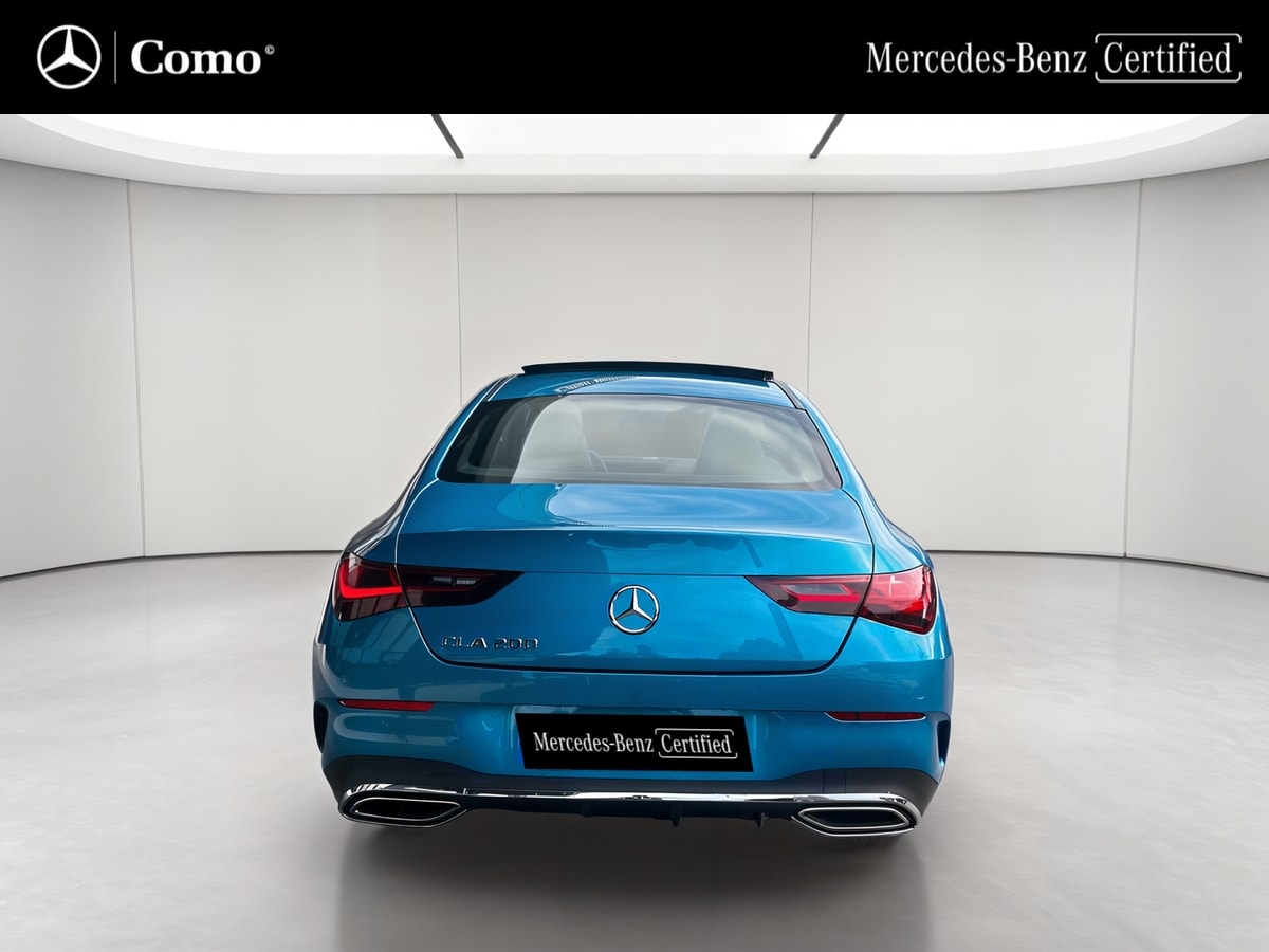 Mercedes-Benz CLA Coupé 200 7G-DCT AMG Line — Face arrière
