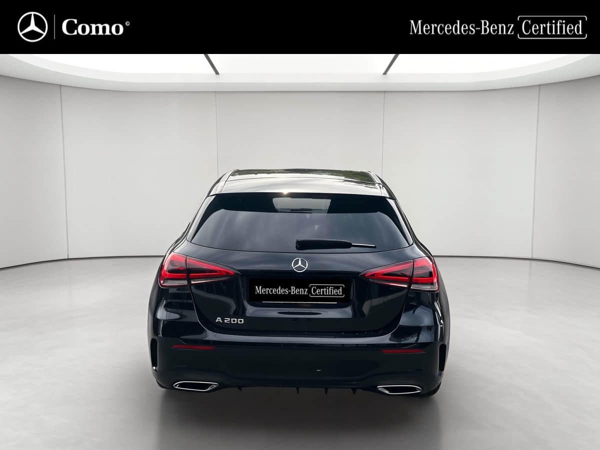 Mercedes-Benz Classe A 200 7G-DCT AMG Line — Face arrière