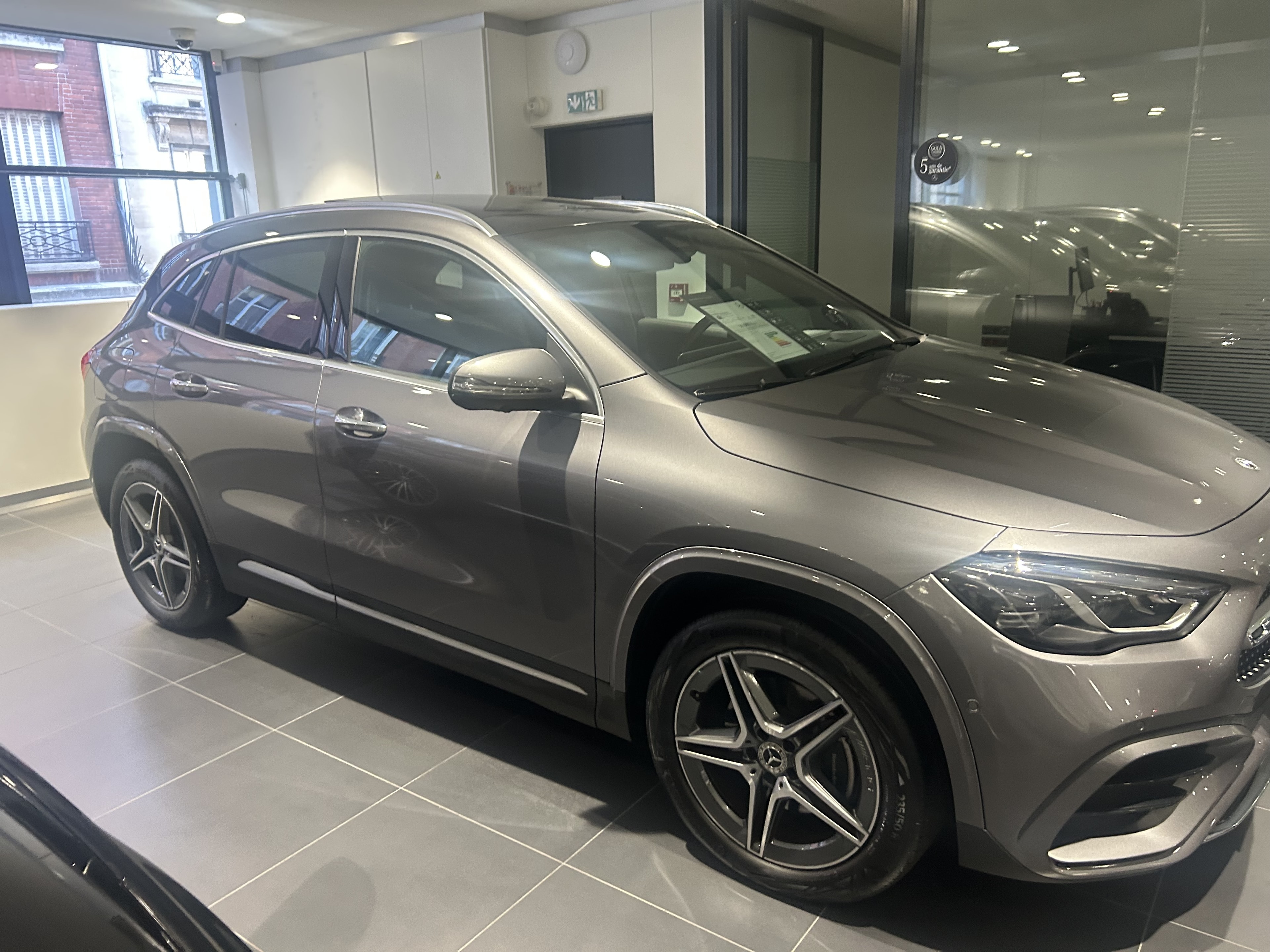 Mercedes-Benz GLA 250 e 8G-DCT AMG Line — photo 17