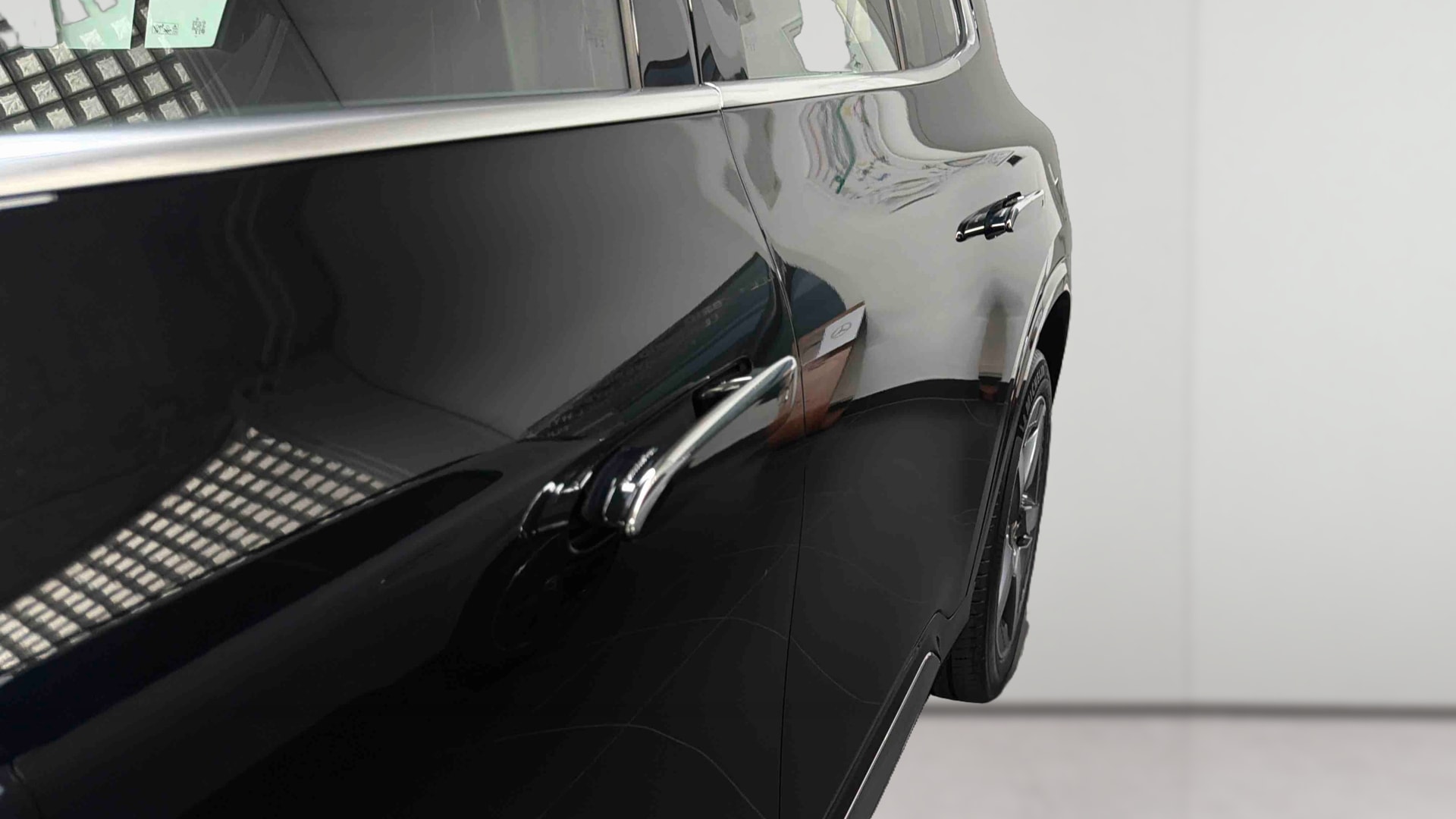 Mercedes-Benz GLB 200 electrique AMG Line — photo 20