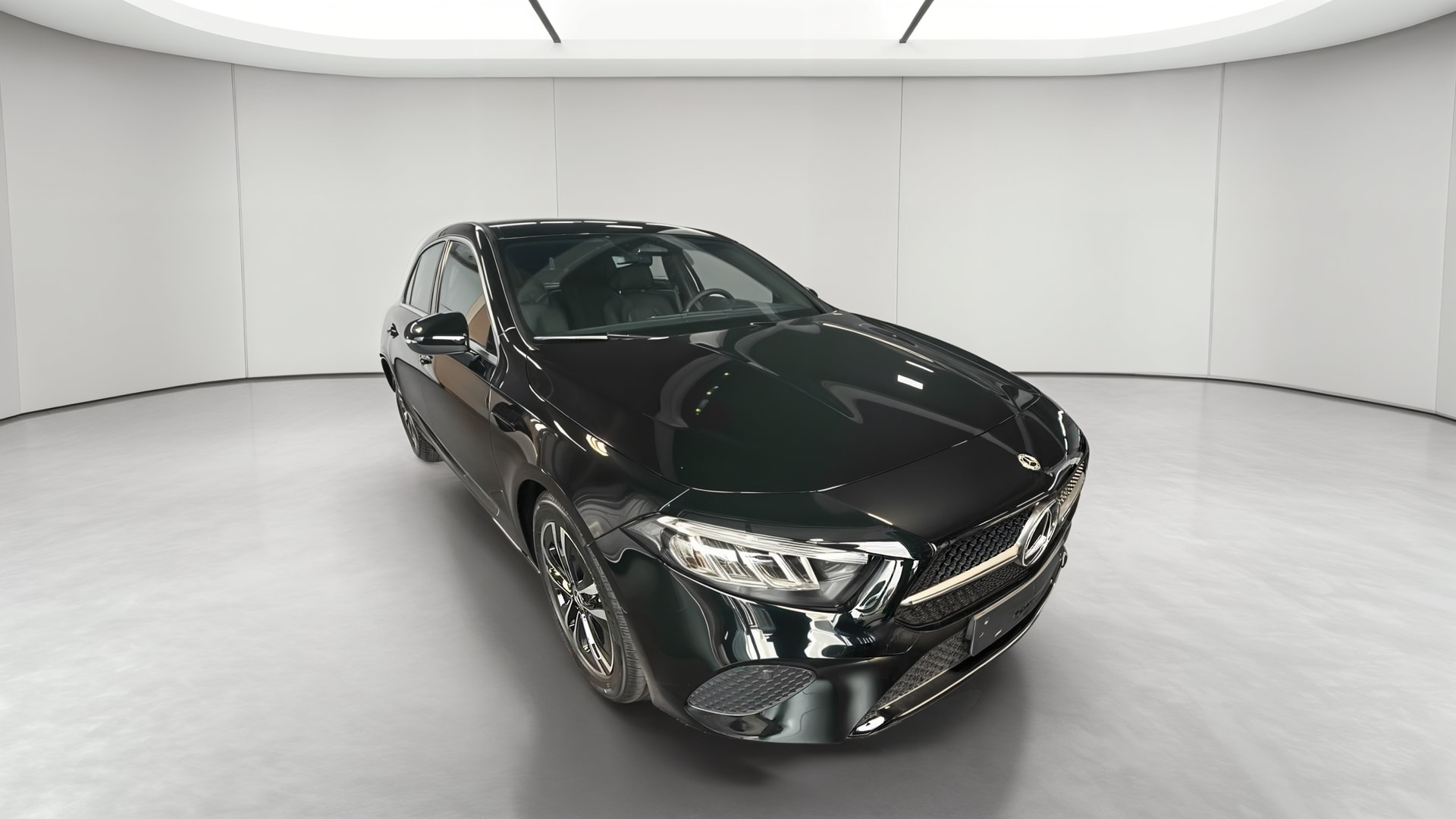 Mercedes-Benz Classe A 180 Progressive Line — 3/4 avant droit