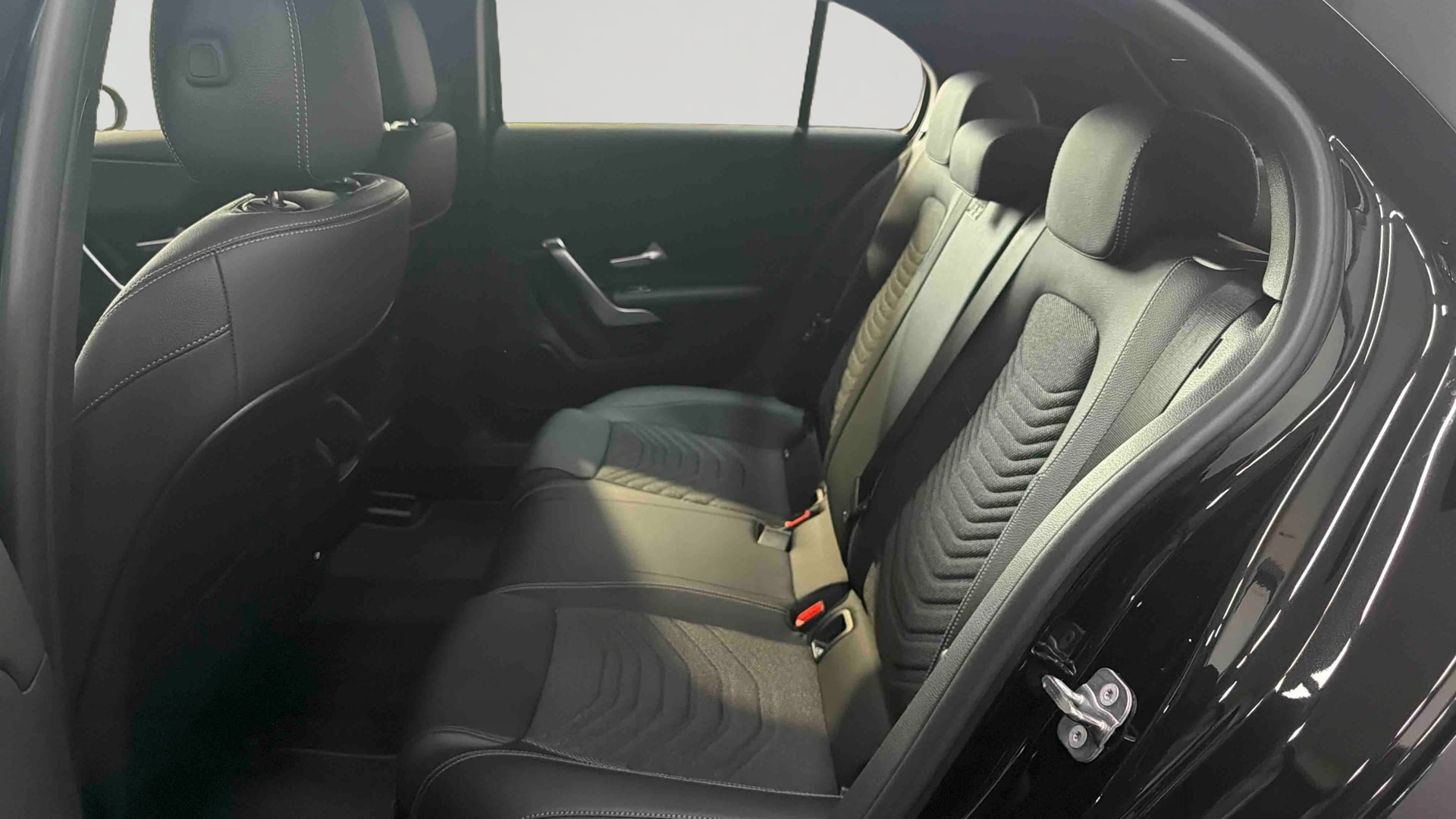 Mercedes-Benz Classe A 180 Progressive Line — Siège arrière gauche