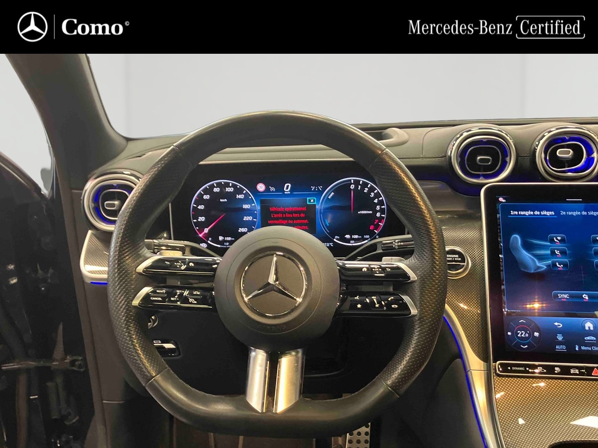 Mercedes-Benz GLC Coupe 300 e 9G-Tronic 4Matic AMG Line — Poste de pilotage