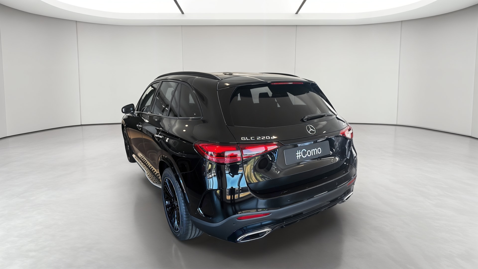 Mercedes-Benz GLC 220 d 4Matic AMG Line — 3/4 arrière gauche