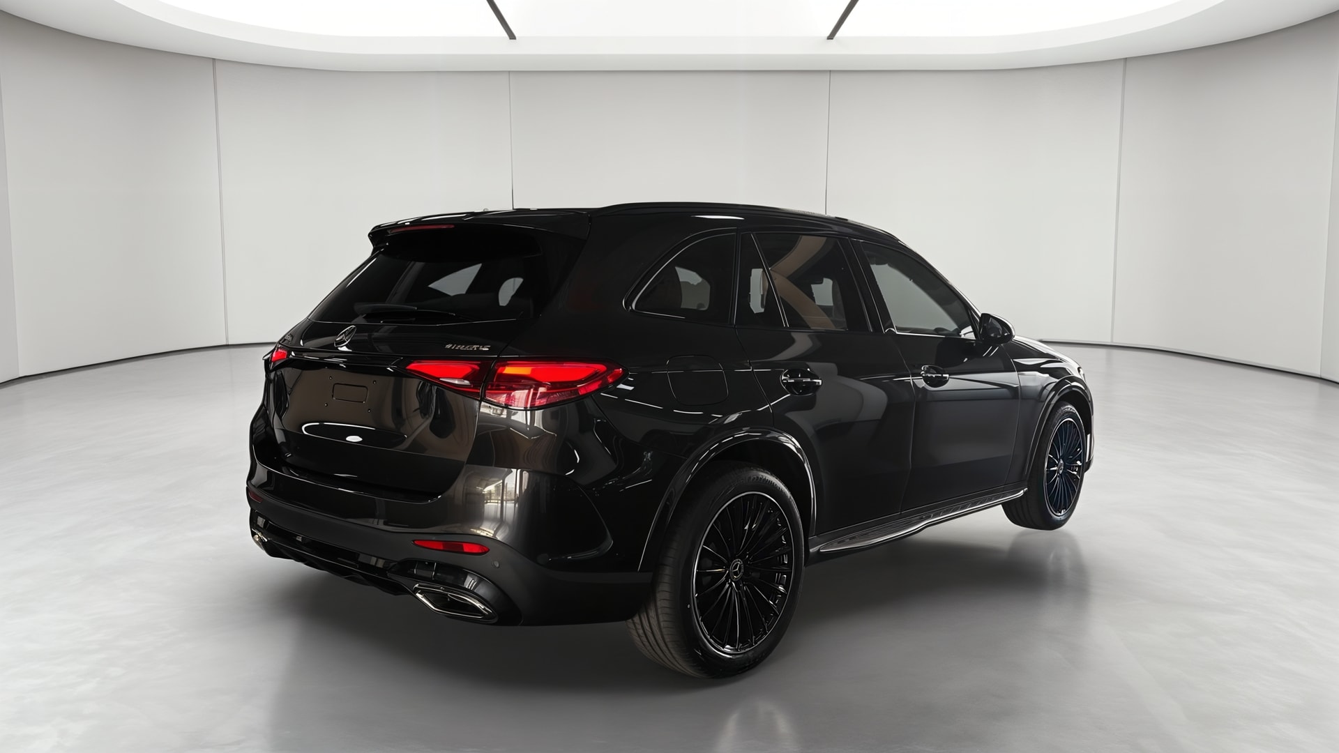 Mercedes-Benz GLC 200 d 4Matic AMG Line — 3/4 arrière droit