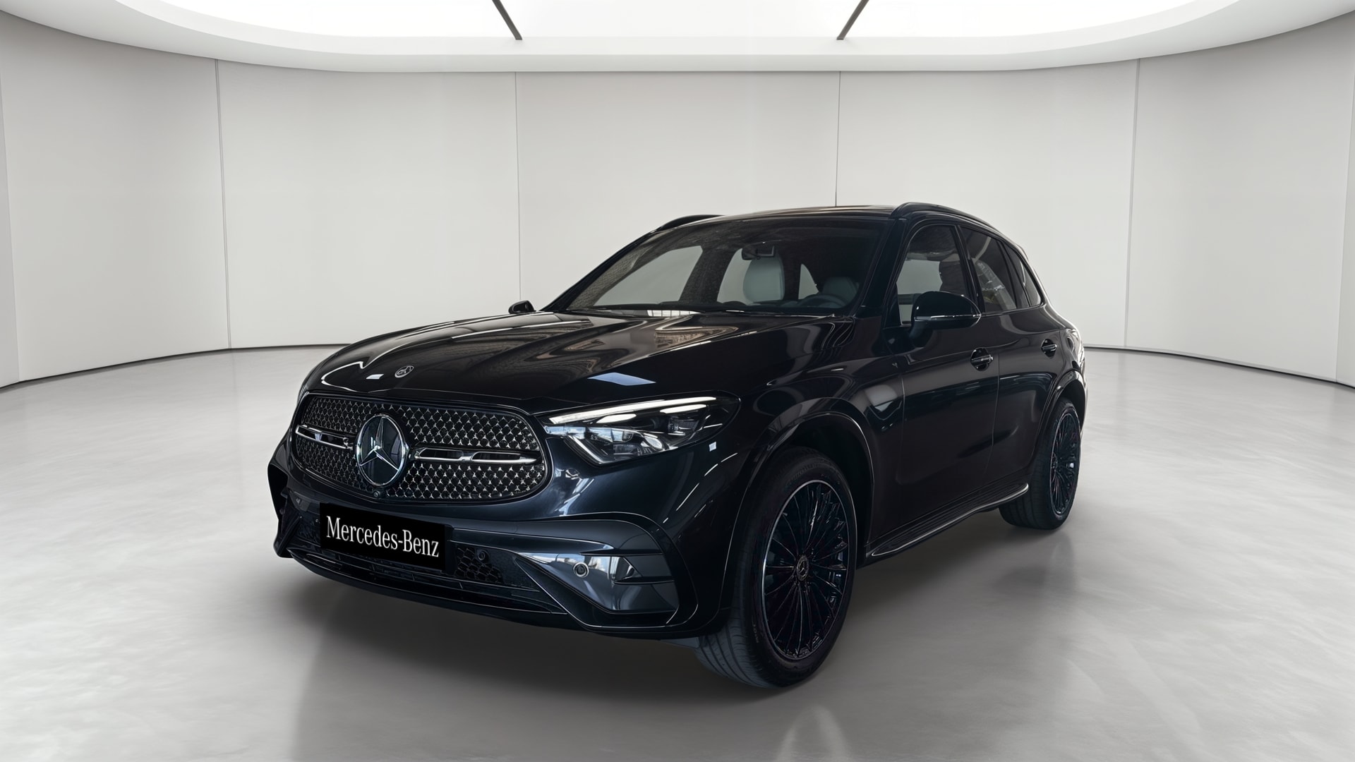 Mercedes-Benz GLC 200 d 4Matic AMG Line — 3/4 avant gauche