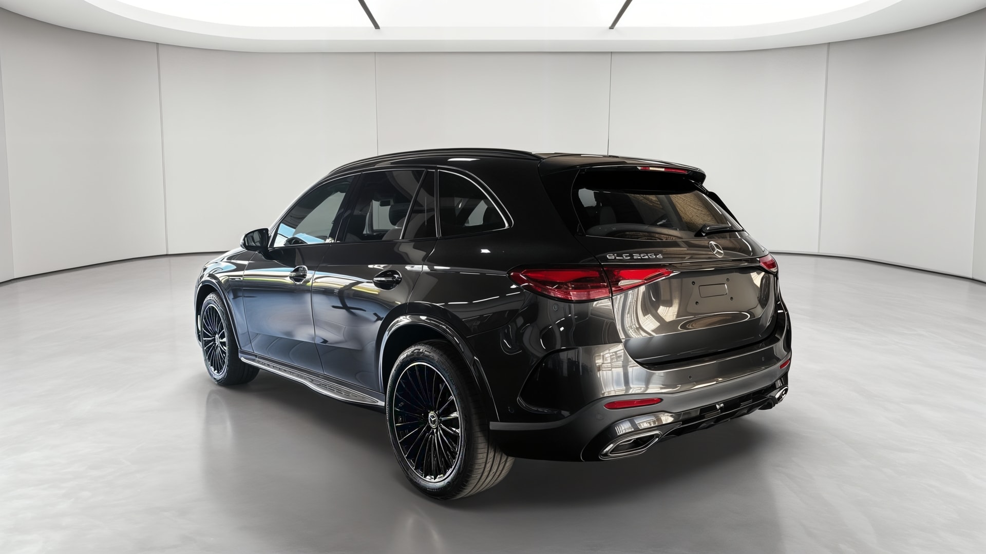Mercedes-Benz GLC 200 d 4Matic AMG Line — 3/4 arrière gauche