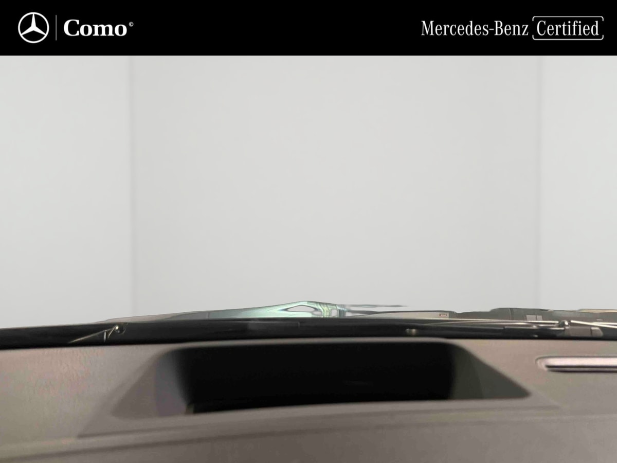 Mercedes-Benz EQA 350 4Matic AMG Line — photo 21