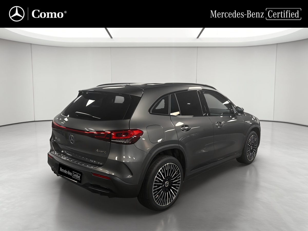 Mercedes-Benz EQA 350 4Matic AMG Line — 3/4 arrière droit