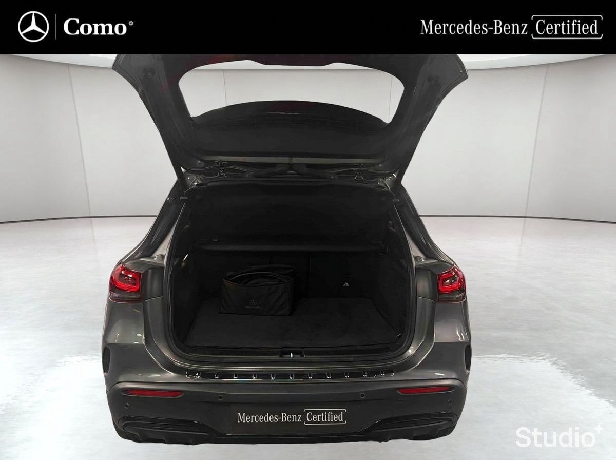 Mercedes-Benz EQA 350 4Matic AMG Line — Coffre