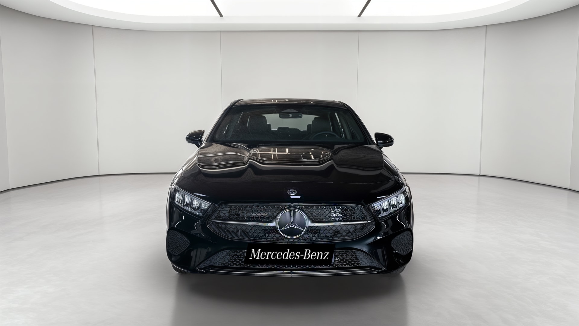 Mercedes-Benz Classe A 250 e Hybrid EQ Business Line — Face avant