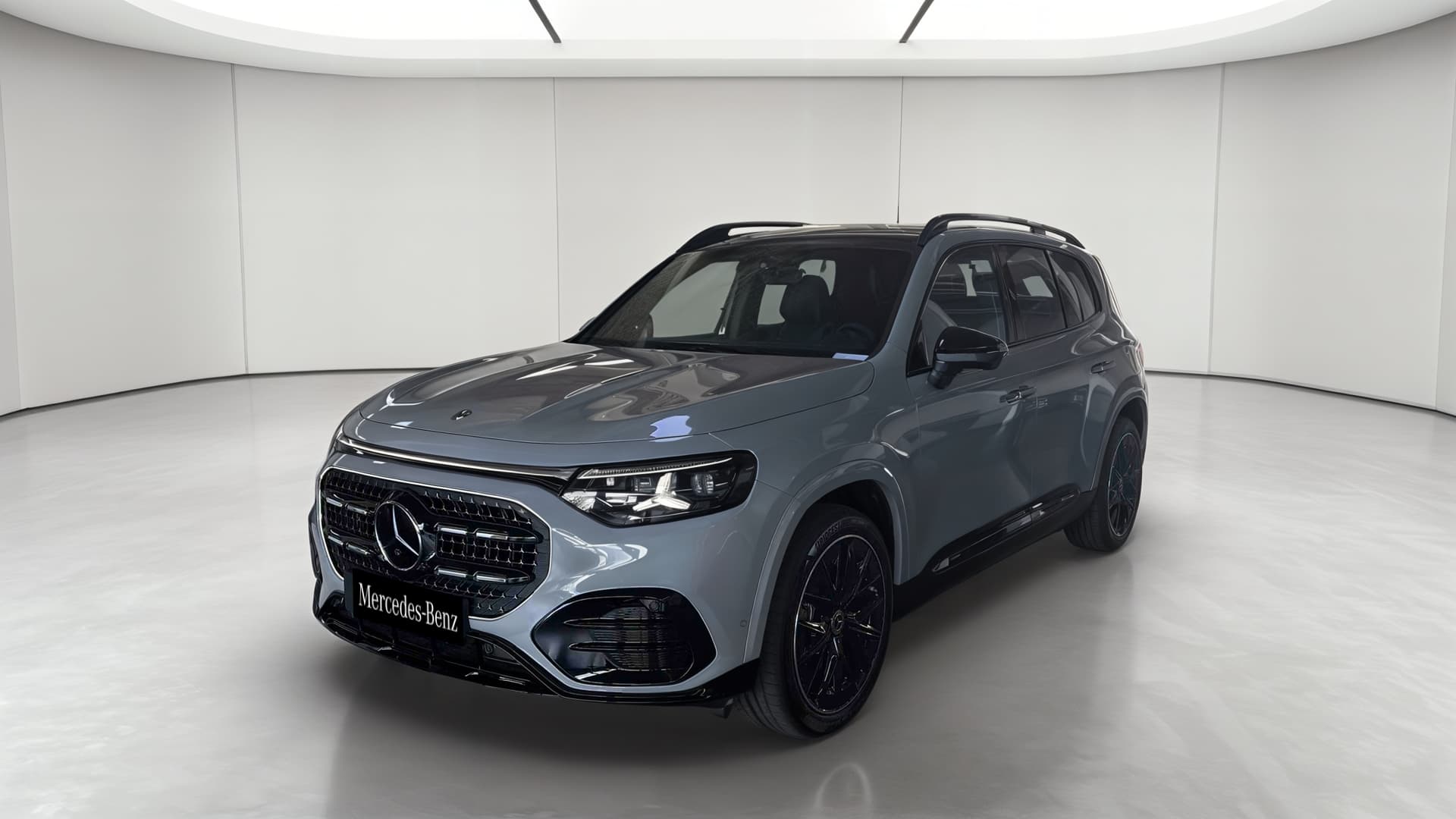 Mercedes-Benz GLB 200 Business Line Executive — 3/4 avant gauche