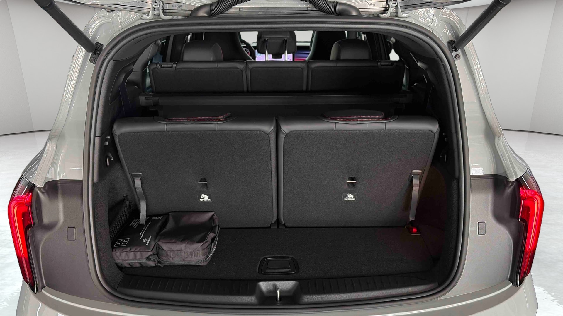 Mercedes-Benz GLB 200 Business Line Executive — Coffre