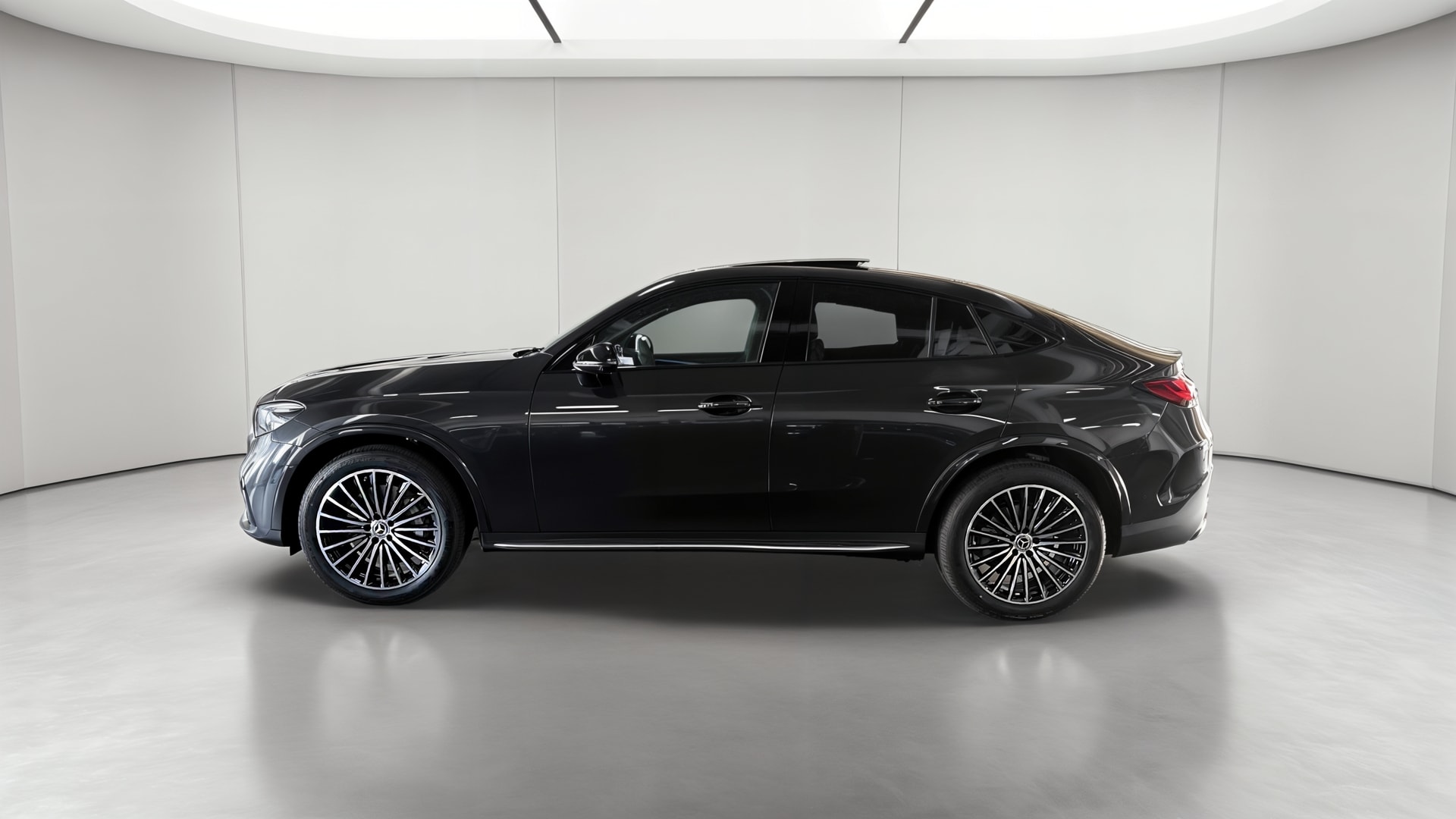Mercedes-Benz GLC Coupe 220 d 4Matic AMG Line — Profil gauche