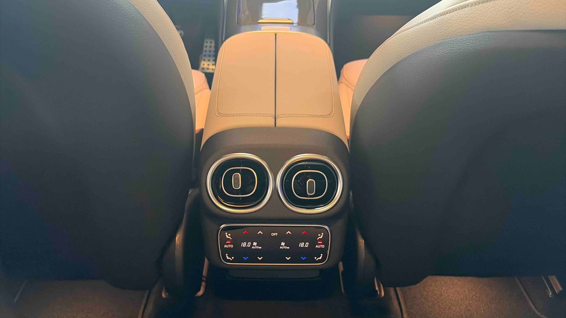 Mercedes-Benz GLC Coupe 220 d 4Matic AMG Line — photo 20
