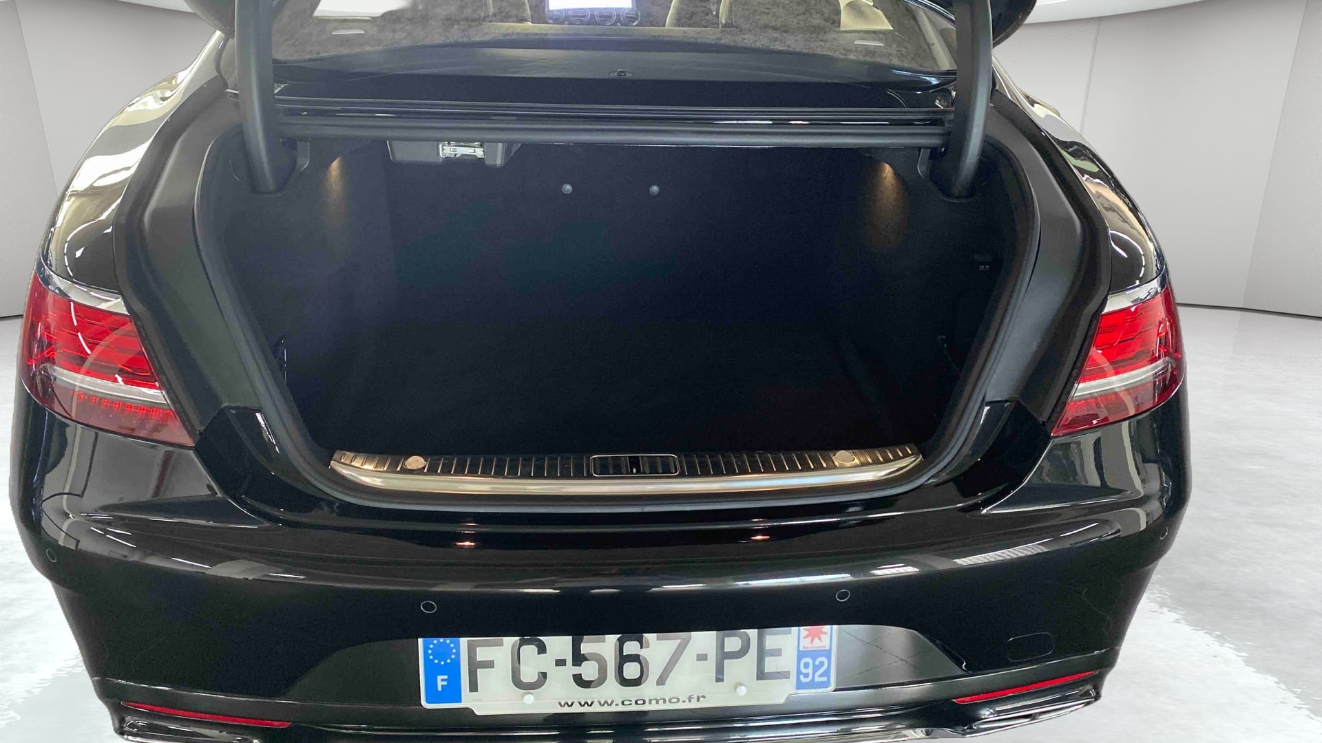 Mercedes-Benz Classe S Coupé 450 9G-Tronic 4Matic AMG Line — Coffre
