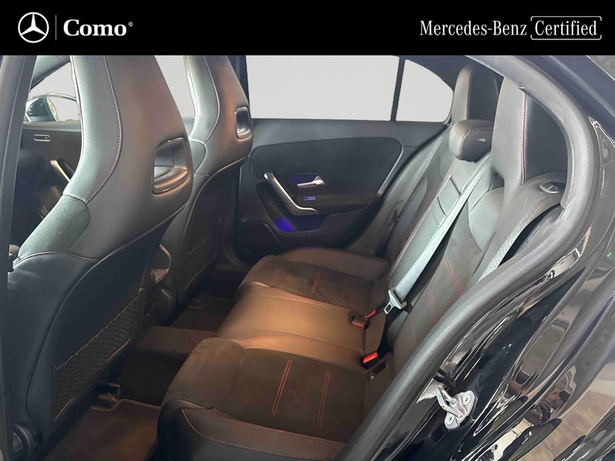 Mercedes-Benz Classe A 180 d 8G-DCT AMG Line — Siège arrière gauche