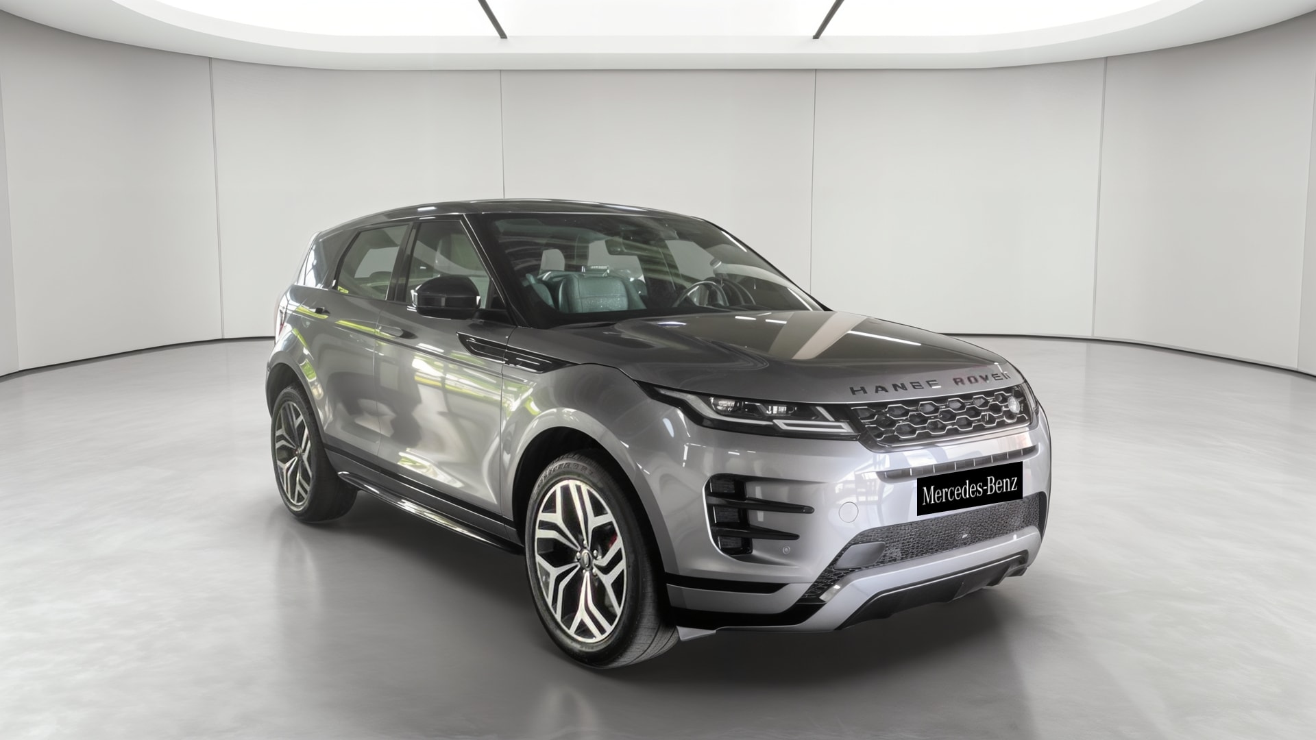 Land Rover Range Rover Evoque Mark III P300e PHEV AWD BVA8 R-Dynamic Autobiography — 3/4 avant droit