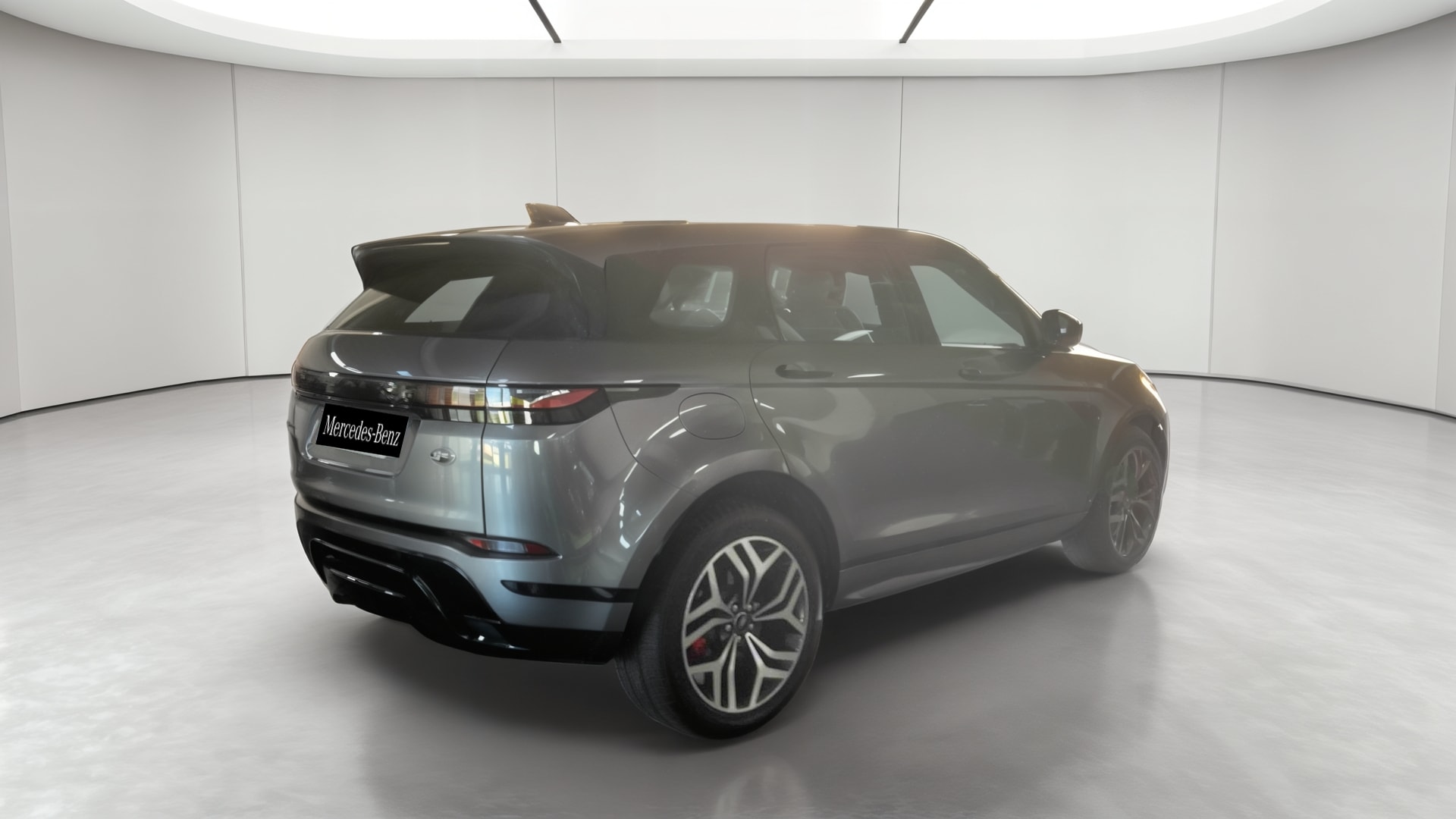 Land Rover Range Rover Evoque Mark III P300e PHEV AWD BVA8 R-Dynamic Autobiography — 3/4 arrière droit
