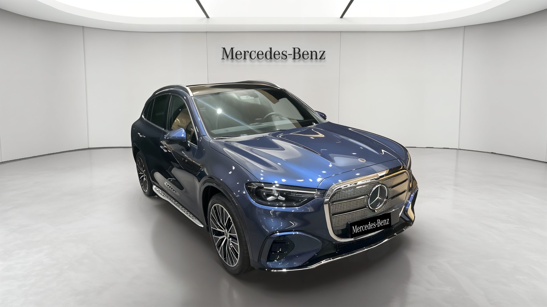Mercedes-Benz GLC 400 EQ 4M AMG Line — 3/4 avant droit
