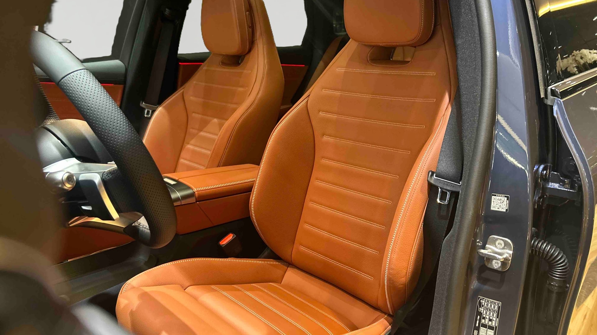 Mercedes-Benz Classe C 400 Electrique 4M AMG Line — Siège conducteur