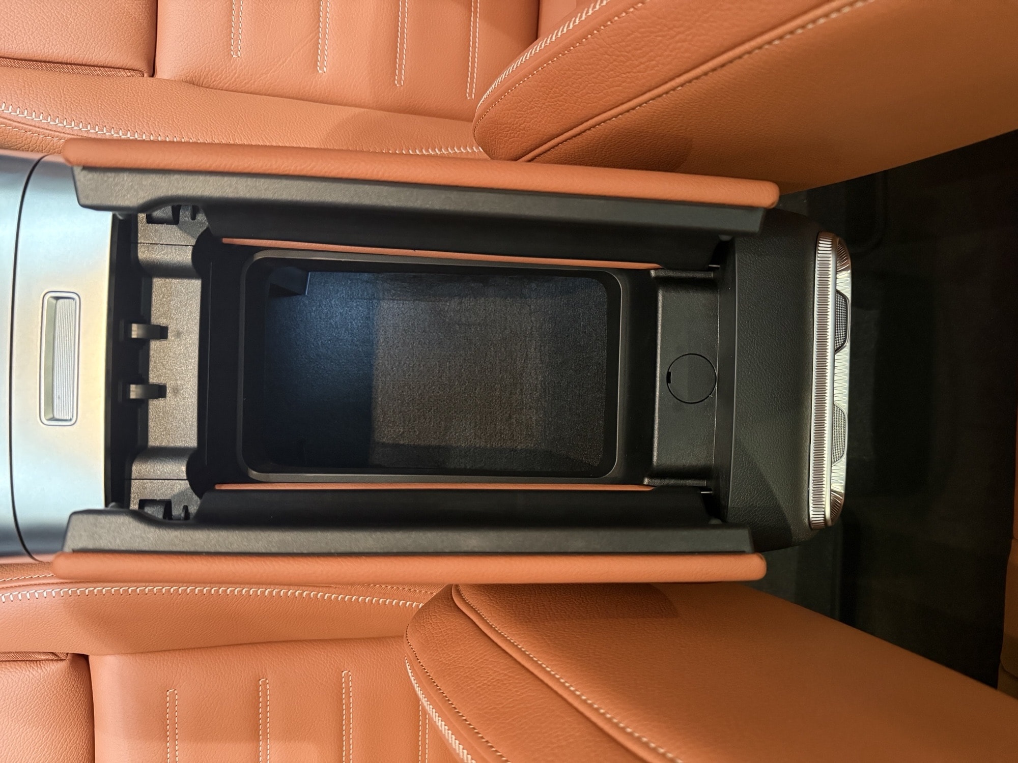 Mercedes-Benz Classe C 400 Electrique 4M AMG Line — 3/4 arrière droit