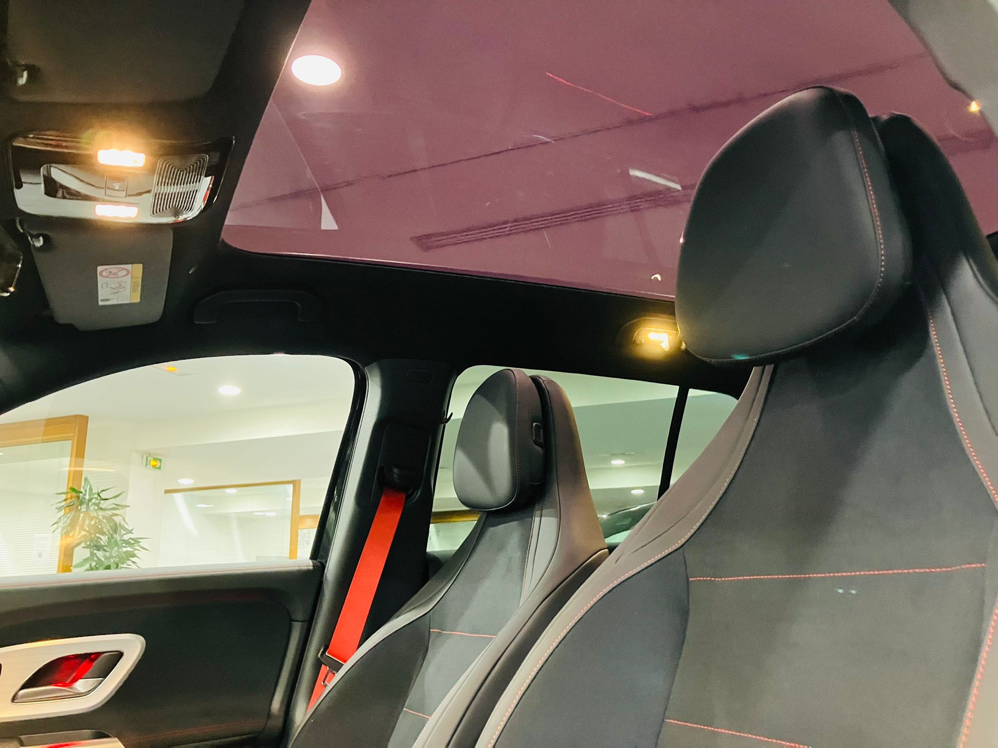 Mercedes-Benz GLB 250+ EQ Limited Edition — photo 21