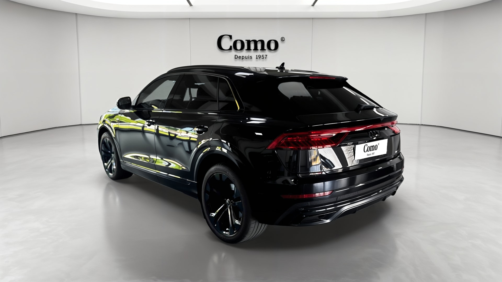 Audi Q8 60 TFSI e 462 Tiptronic 8 Quattro Compétition — 3/4 arrière gauche