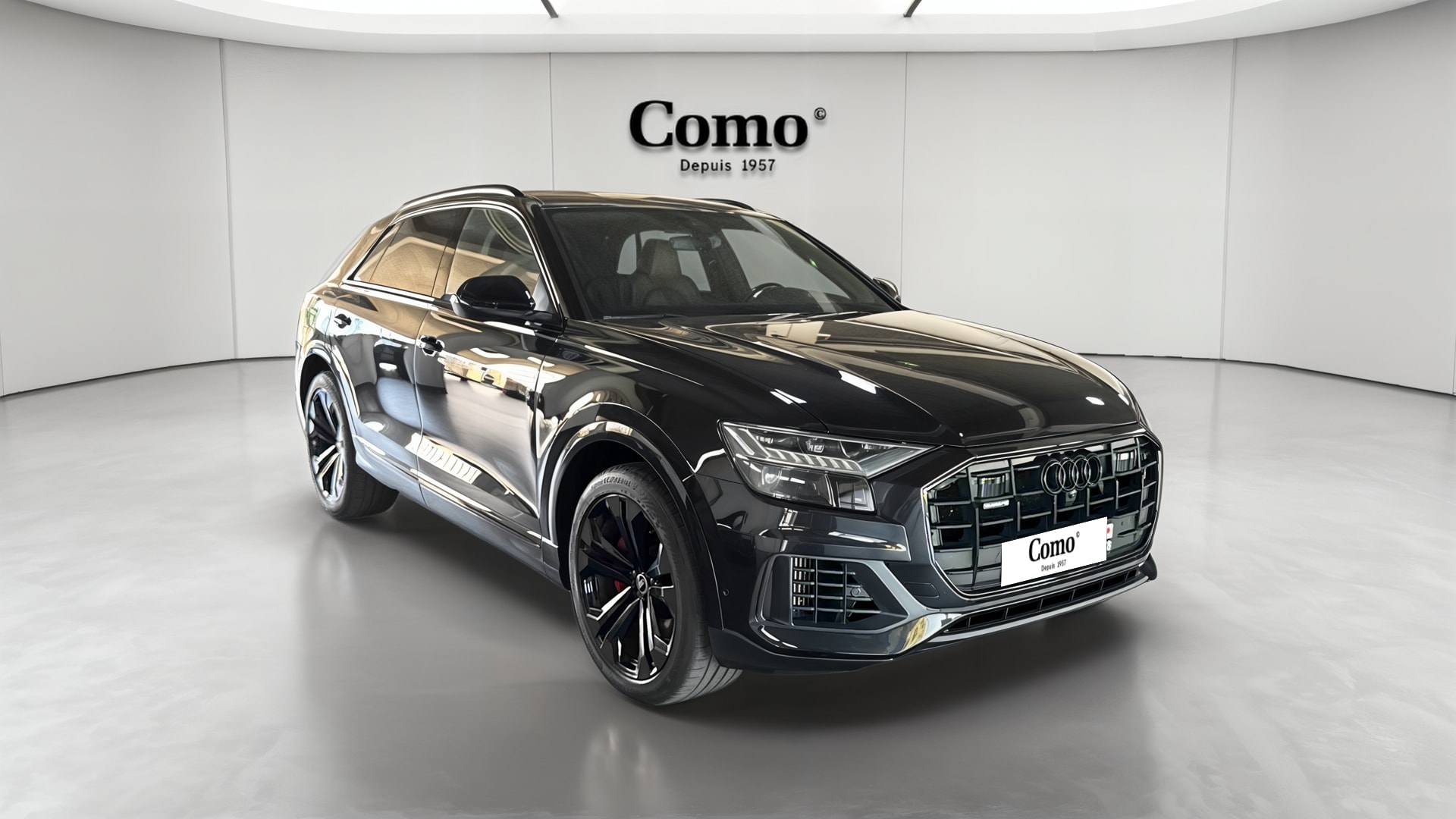 Audi Q8 60 TFSI e 462 Tiptronic 8 Quattro Compétition — 3/4 avant droit