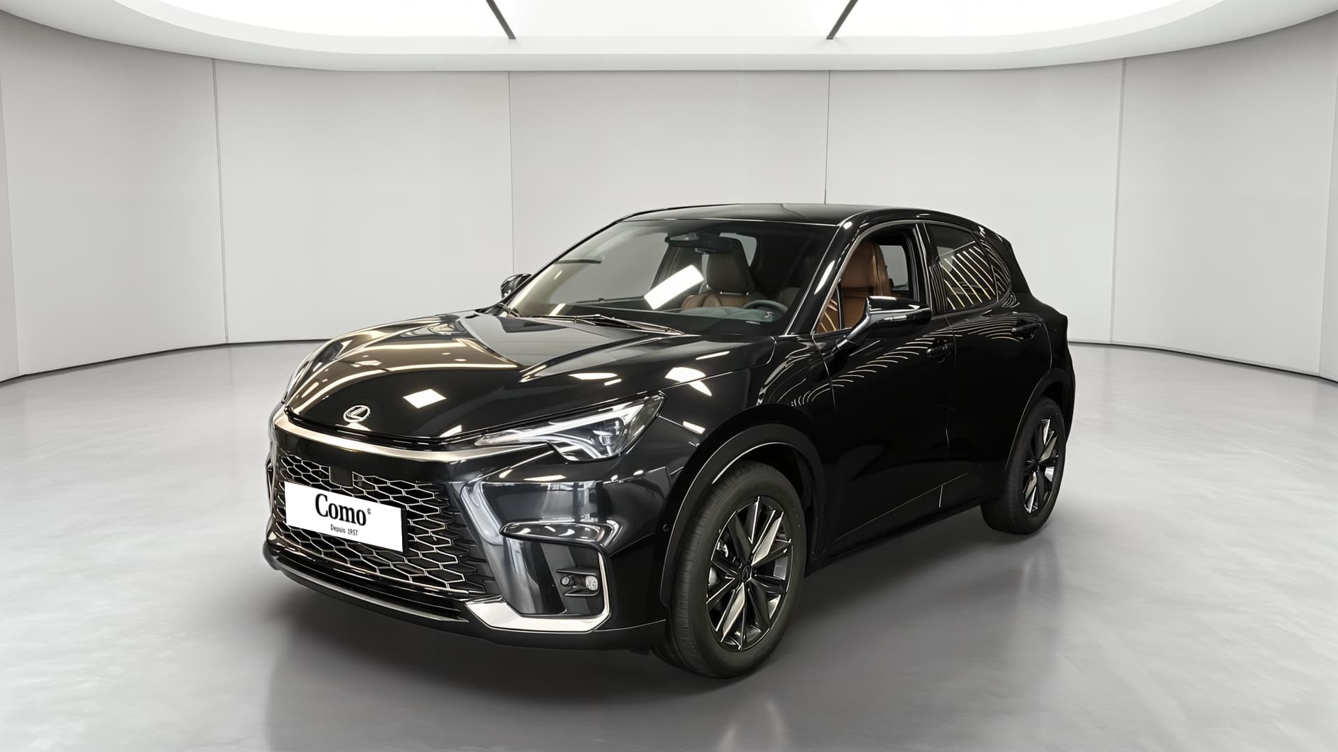Lexus LBX 2WD Relax — 3/4 avant gauche