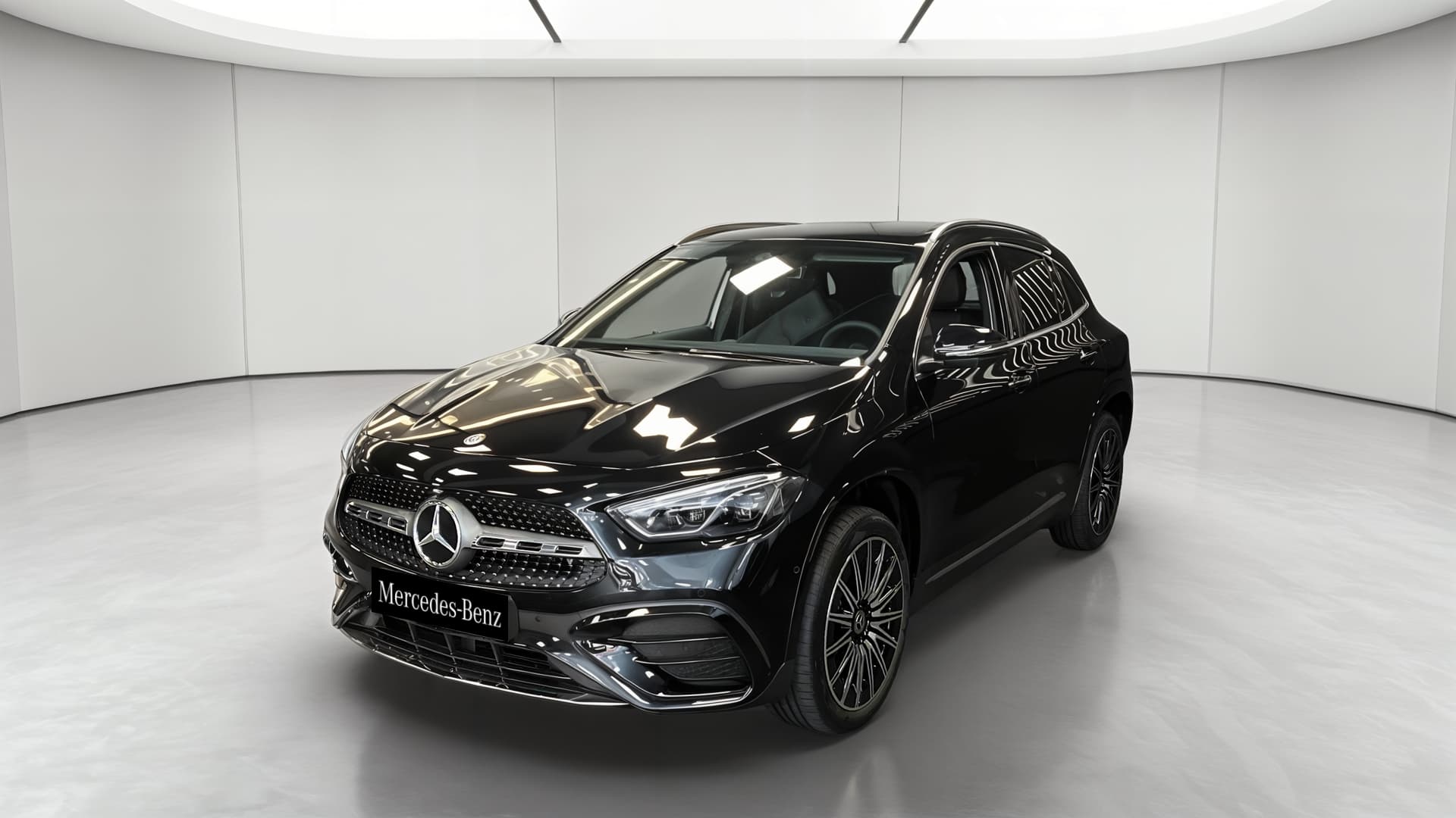 Mercedes-Benz GLA 250 e Hybrid EQ 8G-DCT AMG Line — 3/4 avant gauche