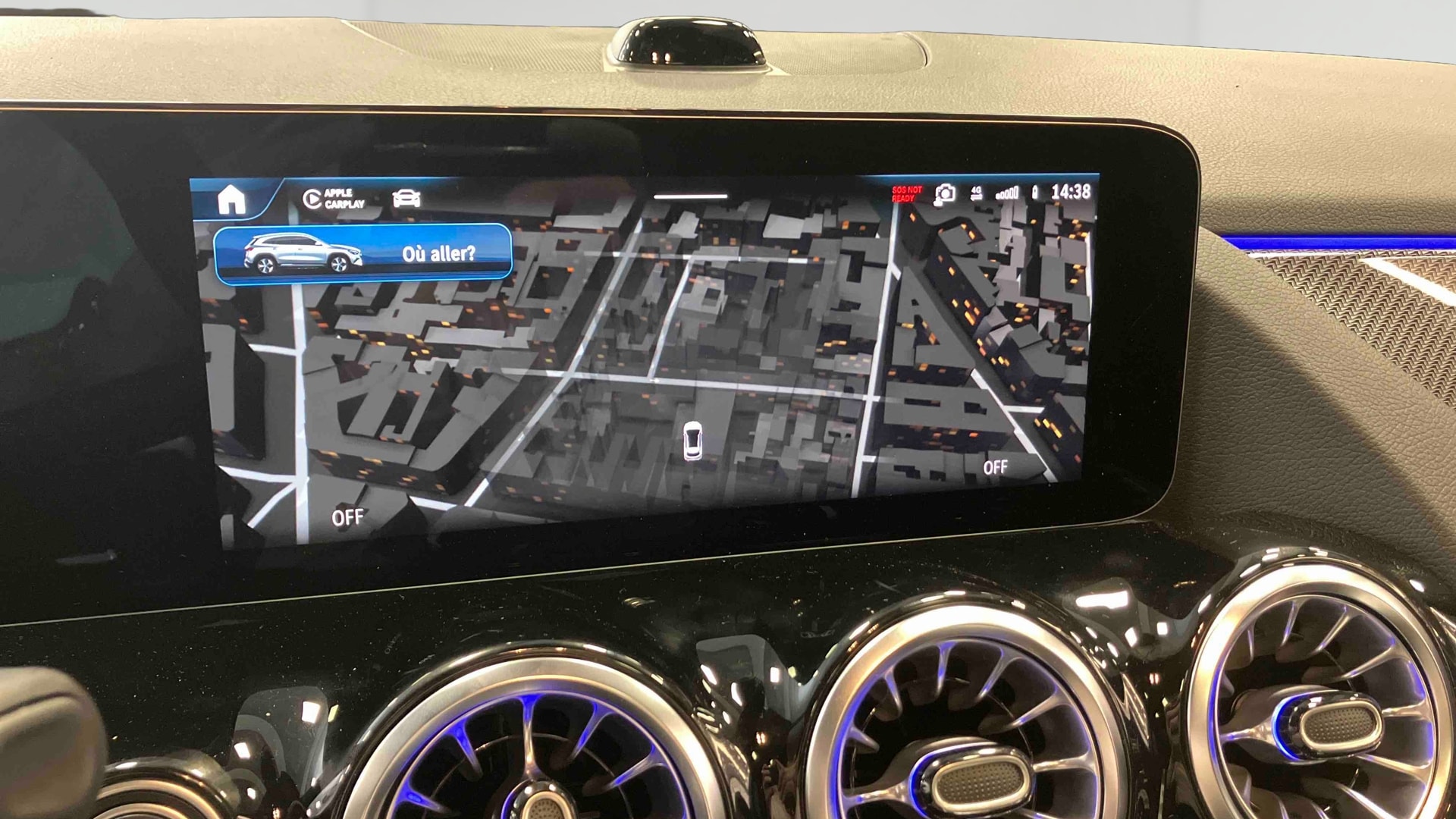 Mercedes-Benz GLA 250 e Hybrid EQ 8G-DCT AMG Line — photo 15
