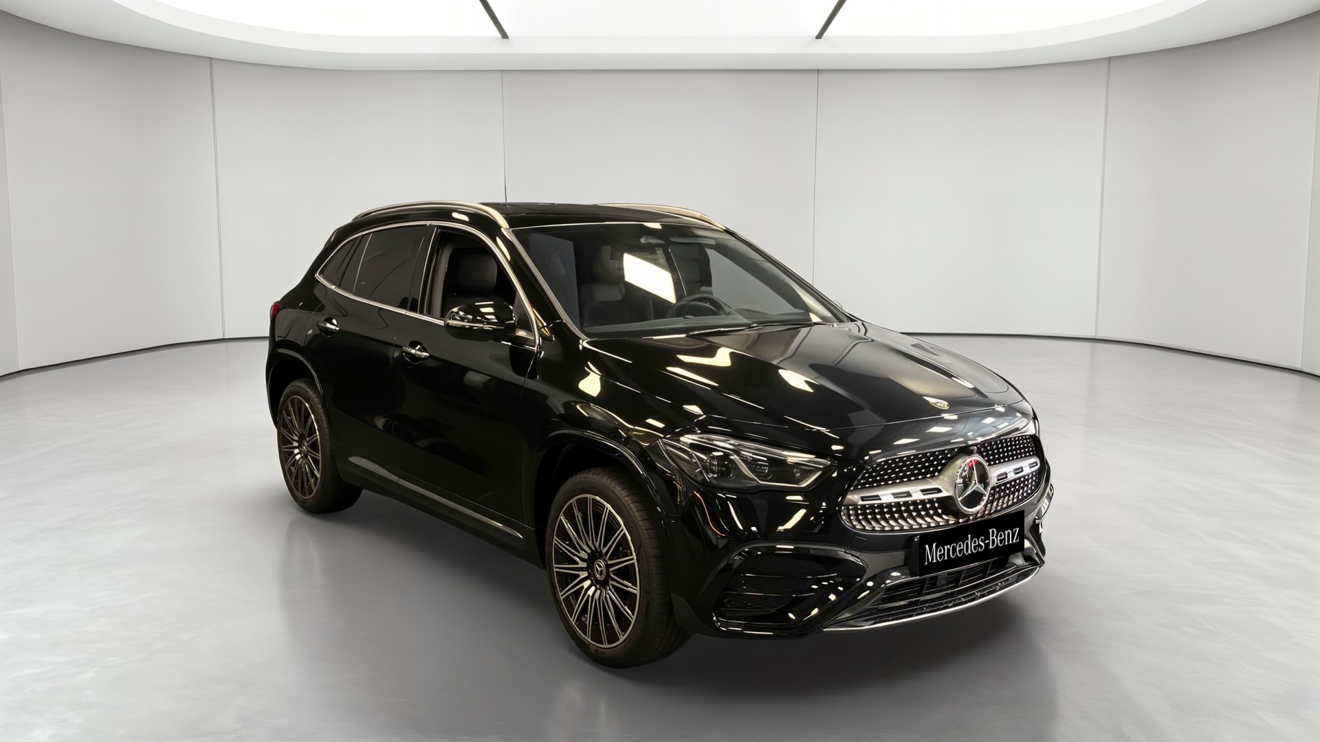 Mercedes-Benz GLA 250 e Hybrid EQ 8G-DCT AMG Line — 3/4 avant droit