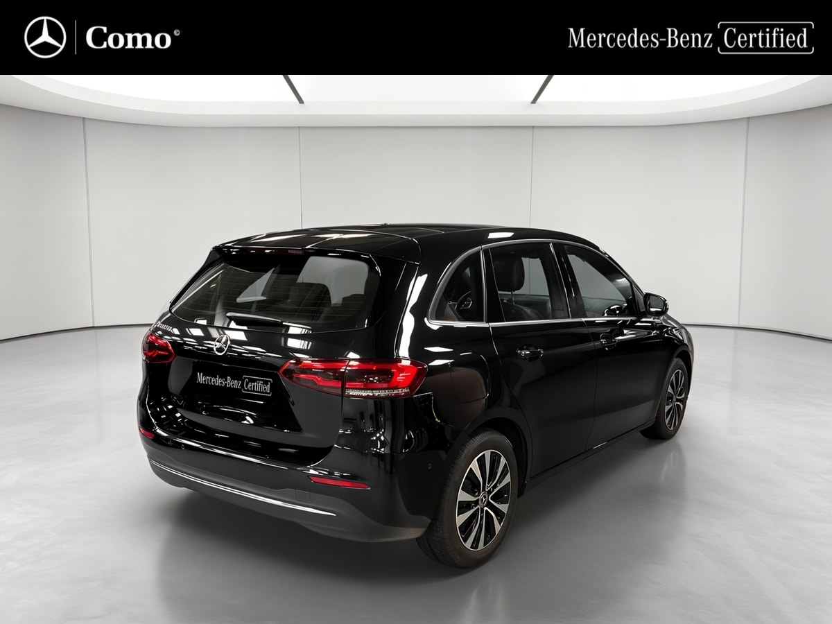Mercedes-Benz Classe B 250 e 8G-DCT Business Line — 3/4 arrière droit