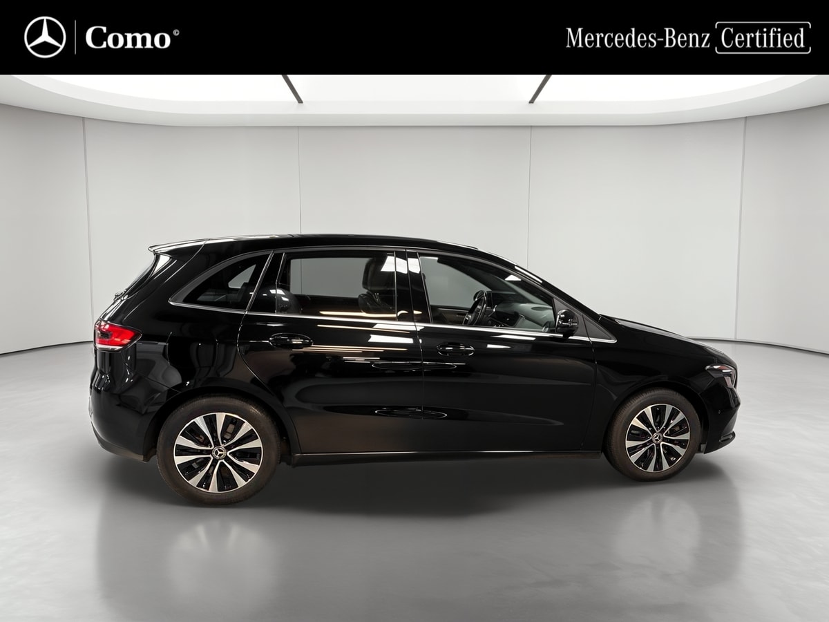 Mercedes-Benz Classe B 250 e 8G-DCT Business Line — Profil droit