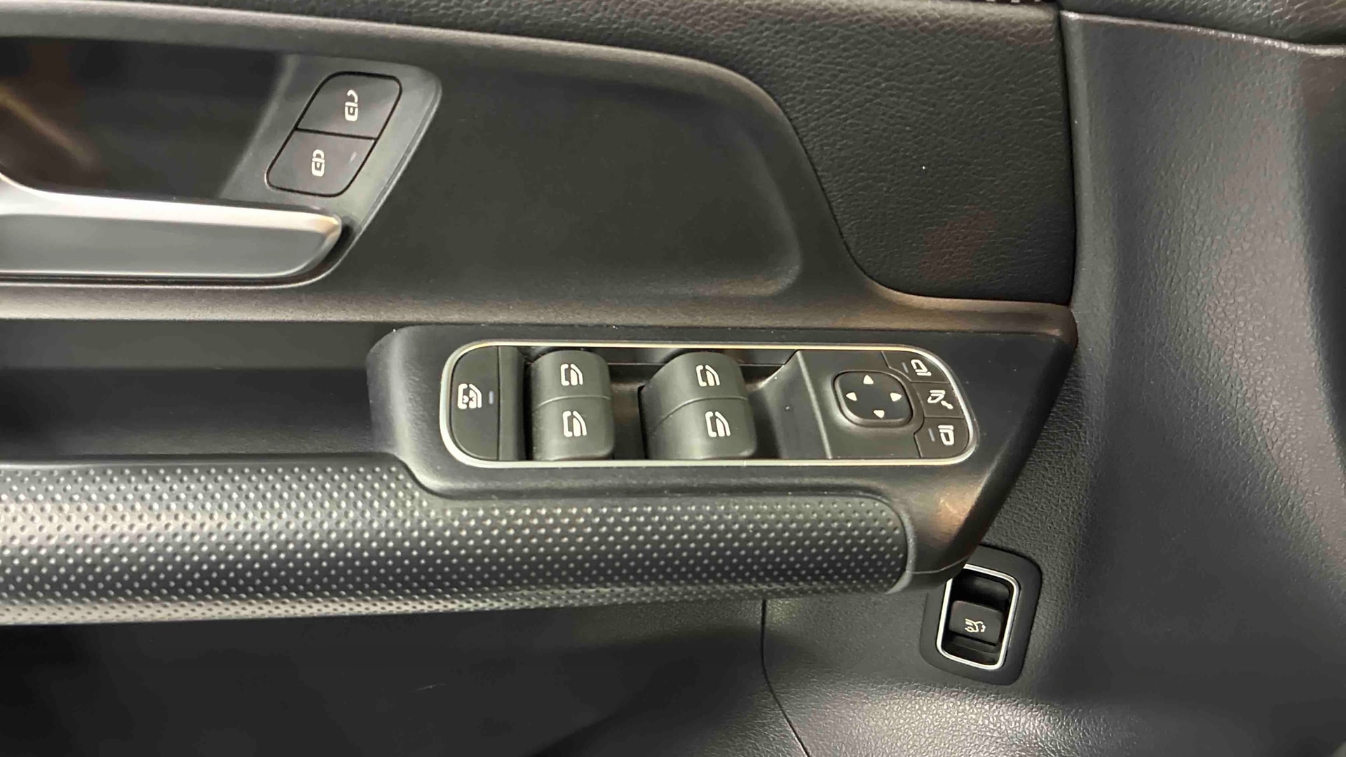 Mercedes-Benz Classe B 180 7G-DCT Style Line Edition — photo 19