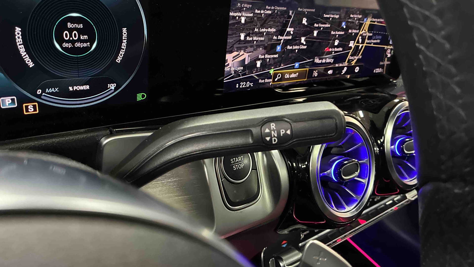 Mercedes-Benz EQB 350 4Matic AMG Line — photo 21