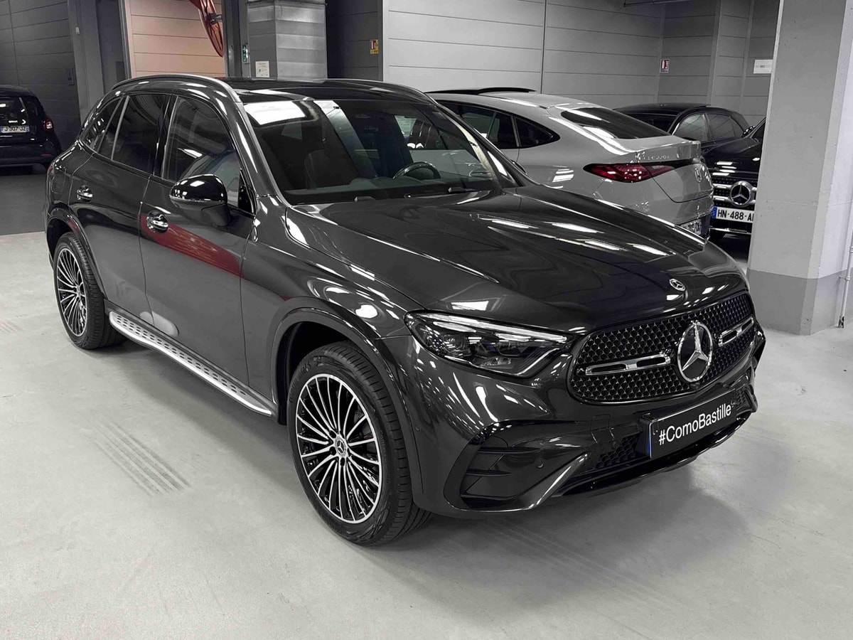 Mercedes-Benz GLC 300 e Hybrid EQ 4Matic AMG Line + — 3/4 avant droit