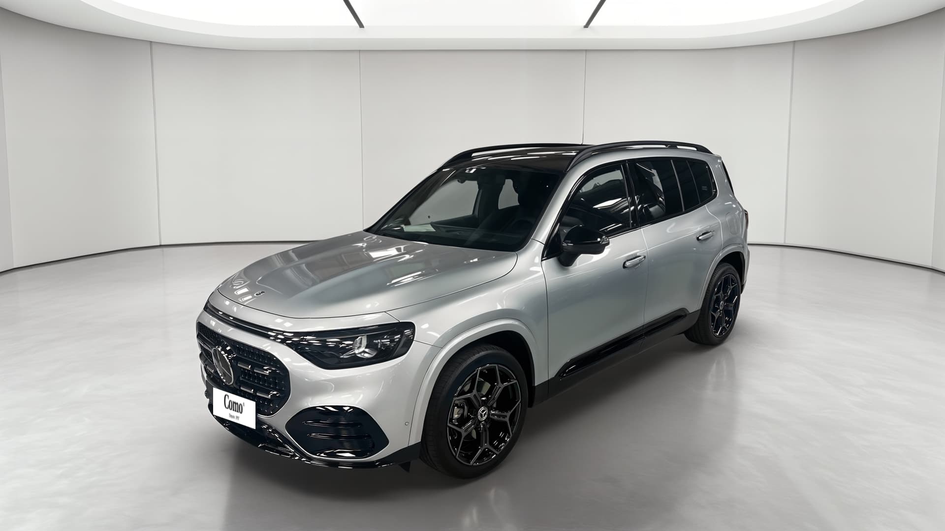 Mercedes-Benz GLB 220 Business Line Executive — 3/4 avant gauche