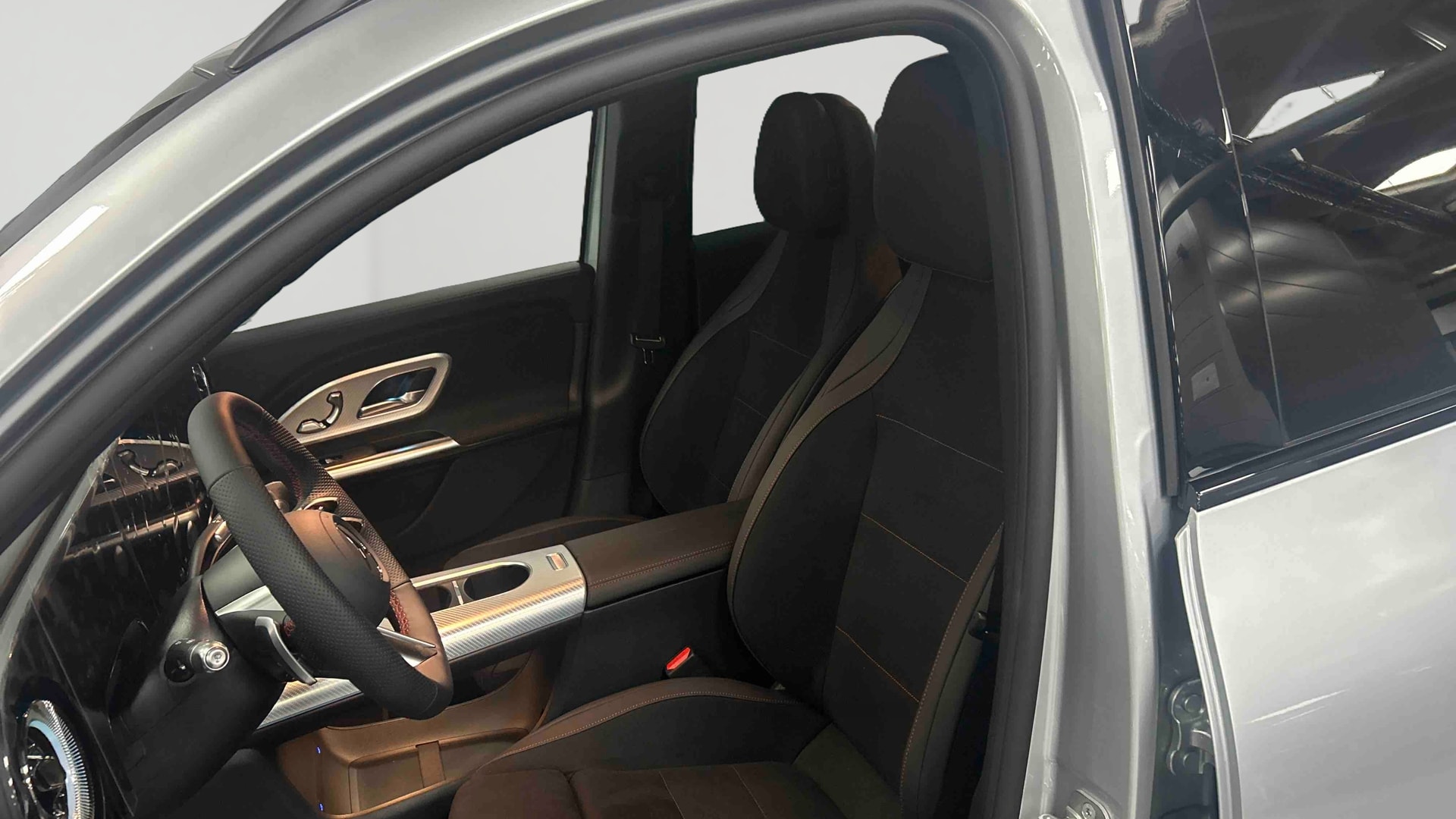 Mercedes-Benz GLB 220 Business Line Executive — Siège conducteur